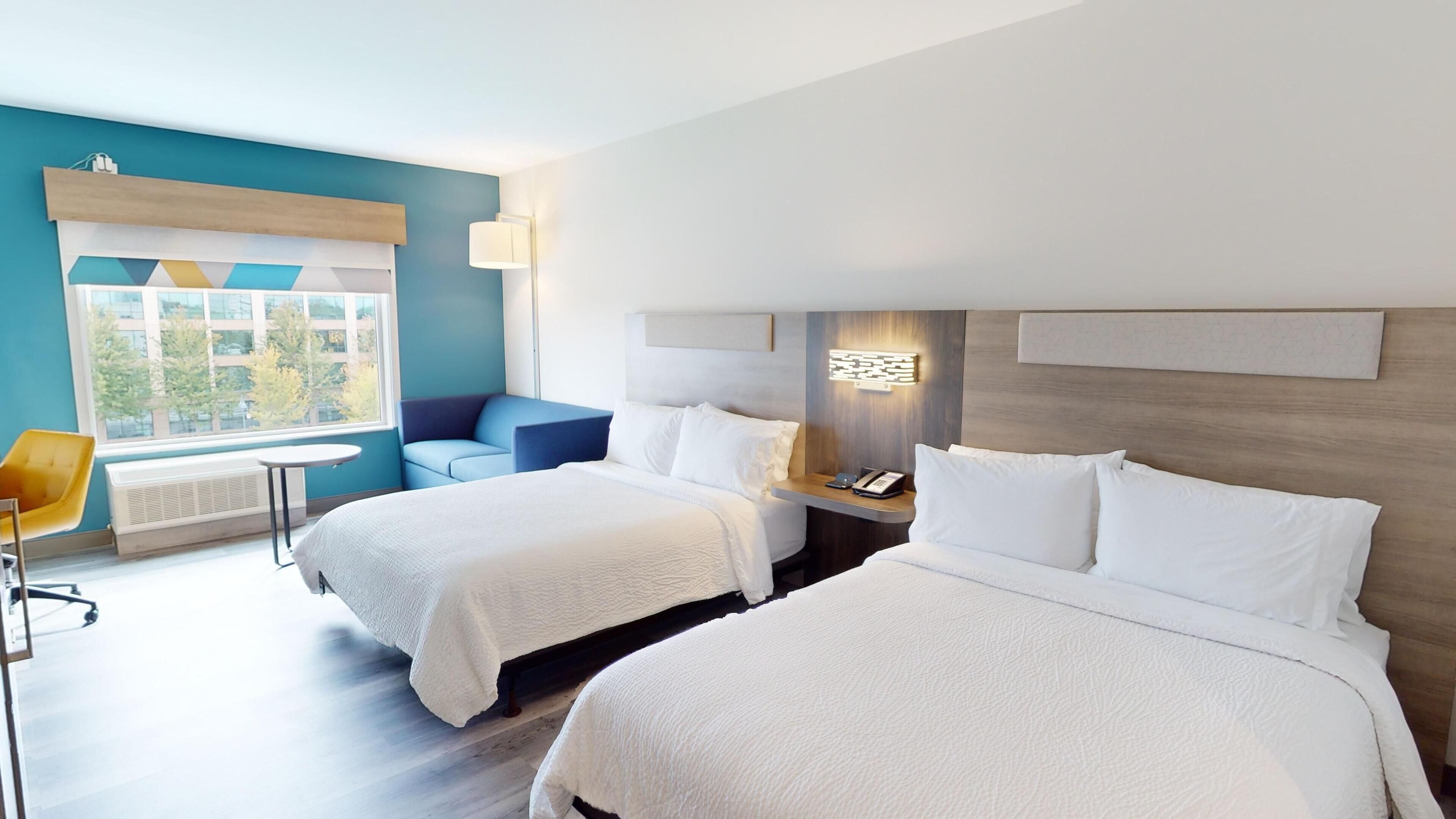 Holiday Inn Express Suites Chicago Schaumburg an IHG Hotel