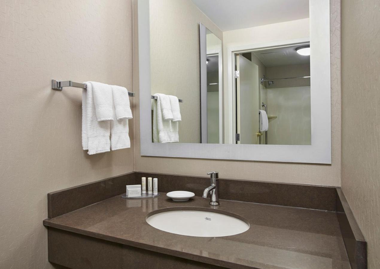 SpringHill Suites Chicago Schaumburg/Woodfield Mall