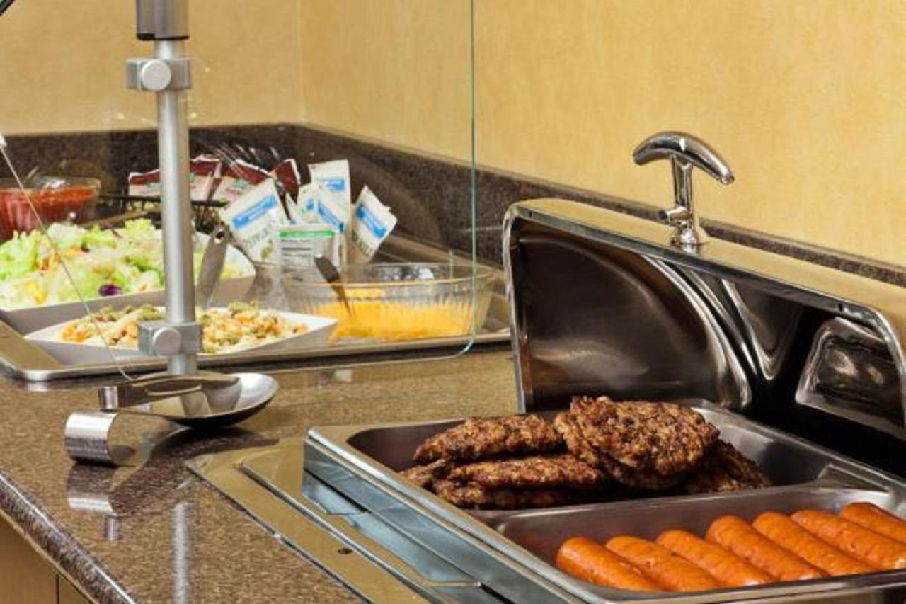 SpringHill Suites Chicago Schaumburg/Woodfield Mall