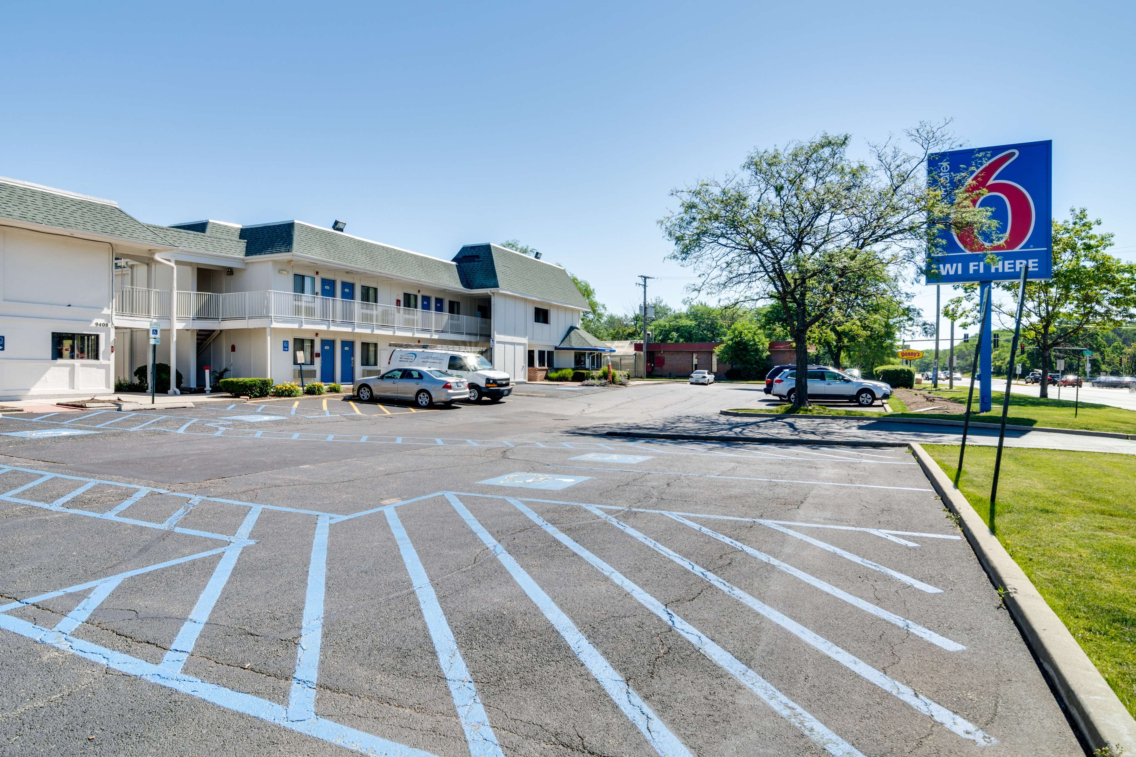Motel 6 Chicago O'Hare - Schiller Park