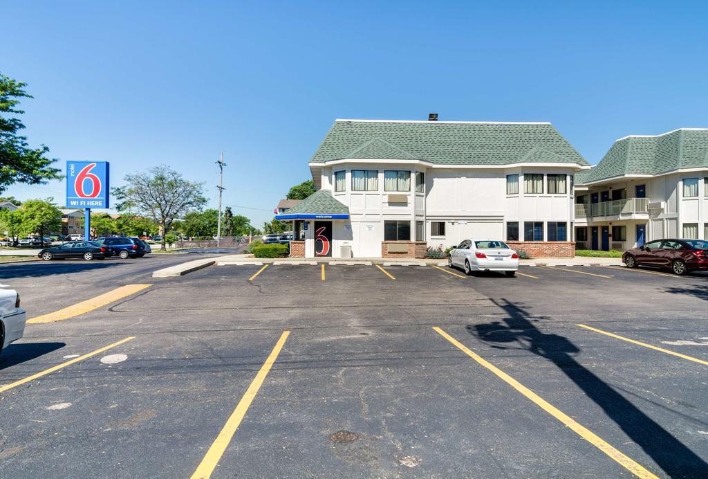 Motel 6 Chicago O'Hare - Schiller Park