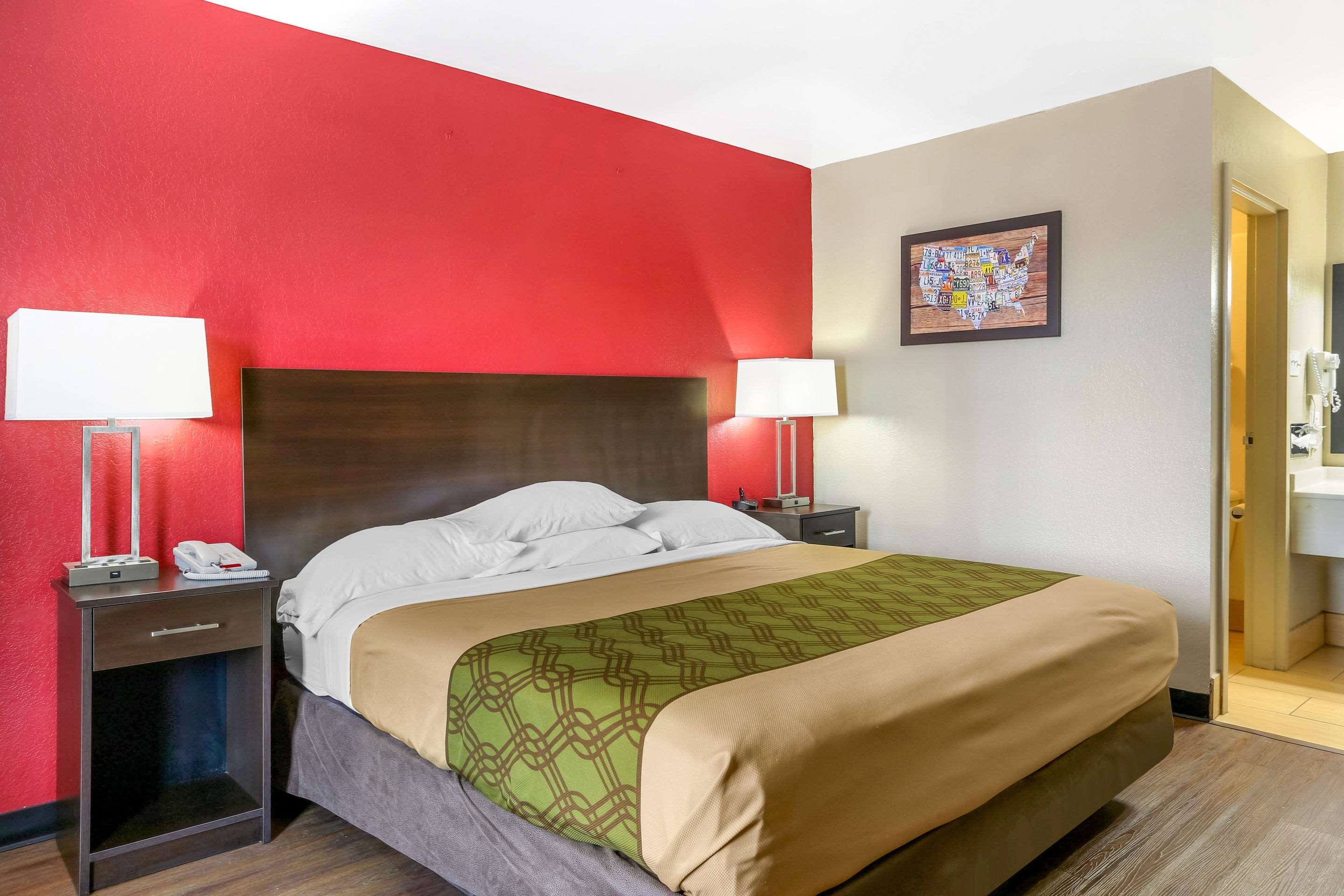 Econo Lodge Shorewood