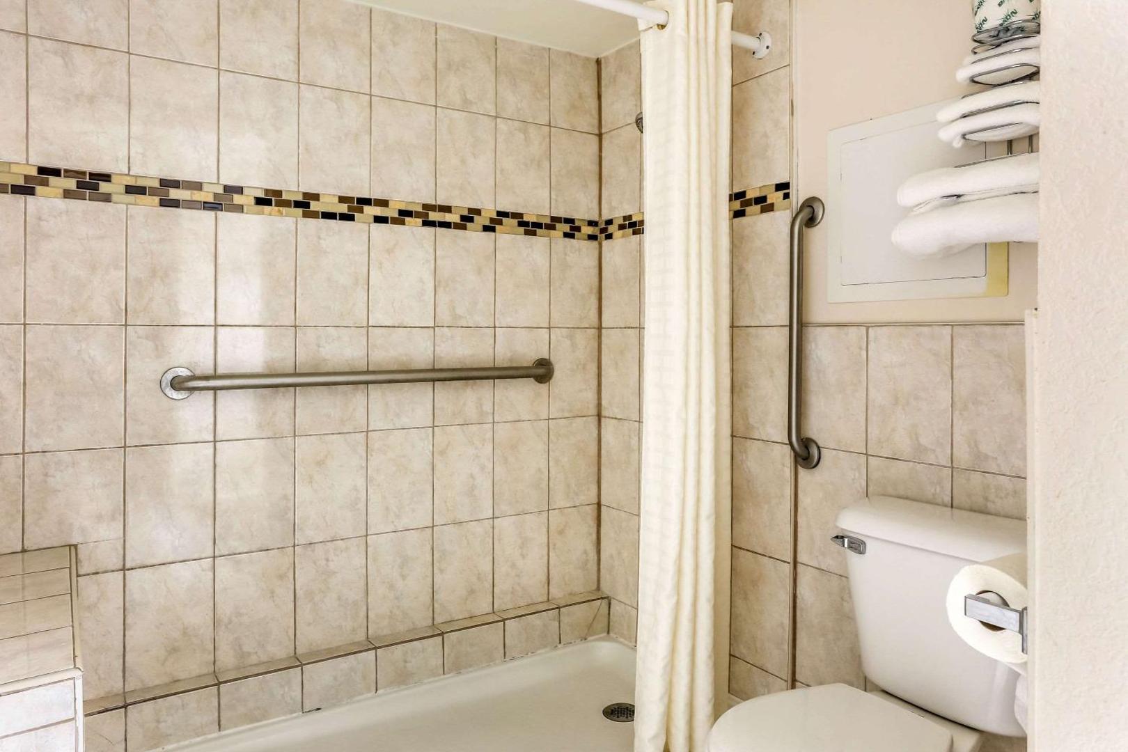 Econo Lodge Shorewood