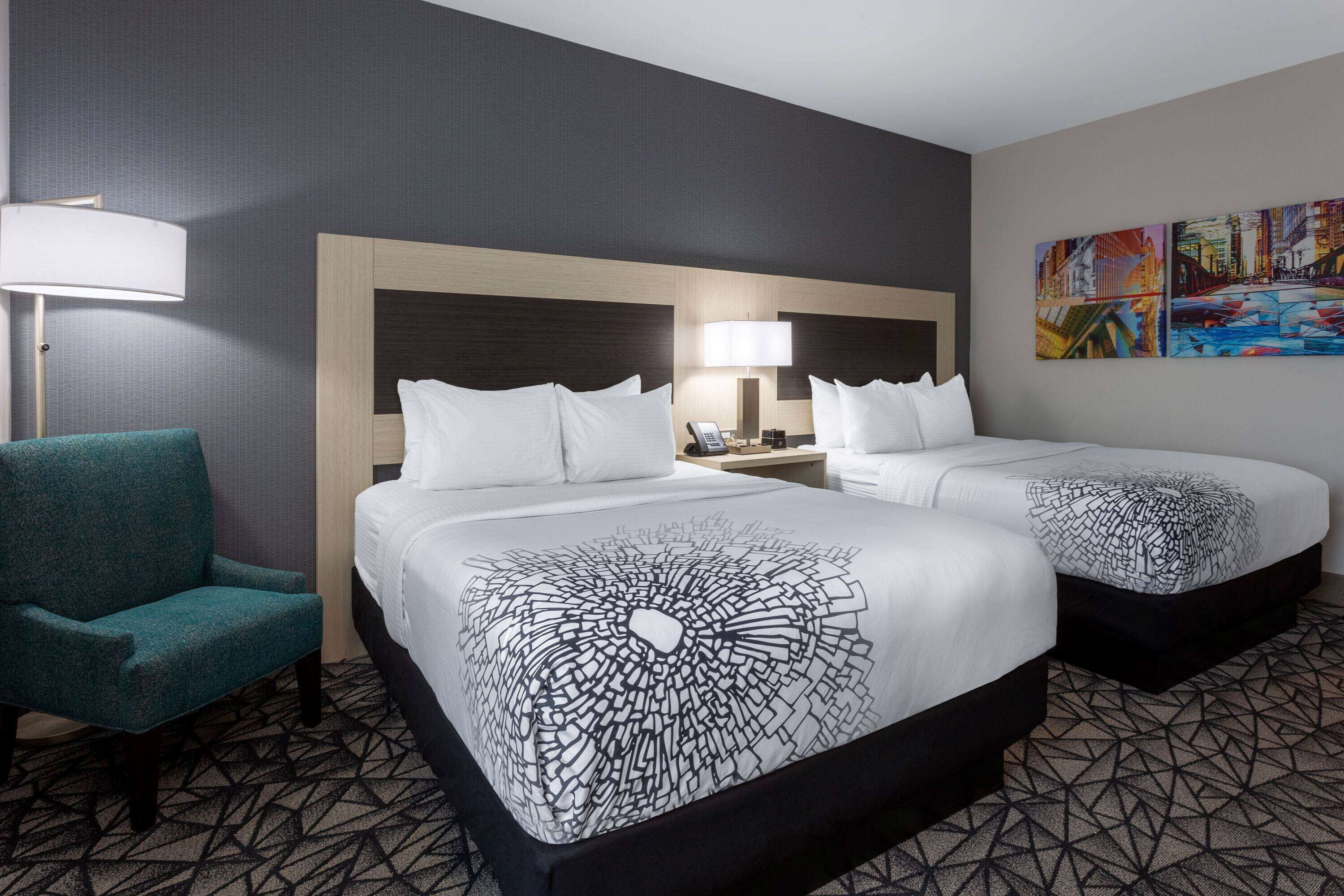 La Quinta Inn & Suites by Wyndham Shorewood