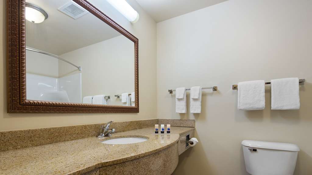 Best Western Legacy Inn & Suites Beloit-South Beloit