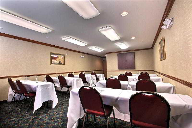 Best Western Legacy Inn & Suites Beloit-South Beloit