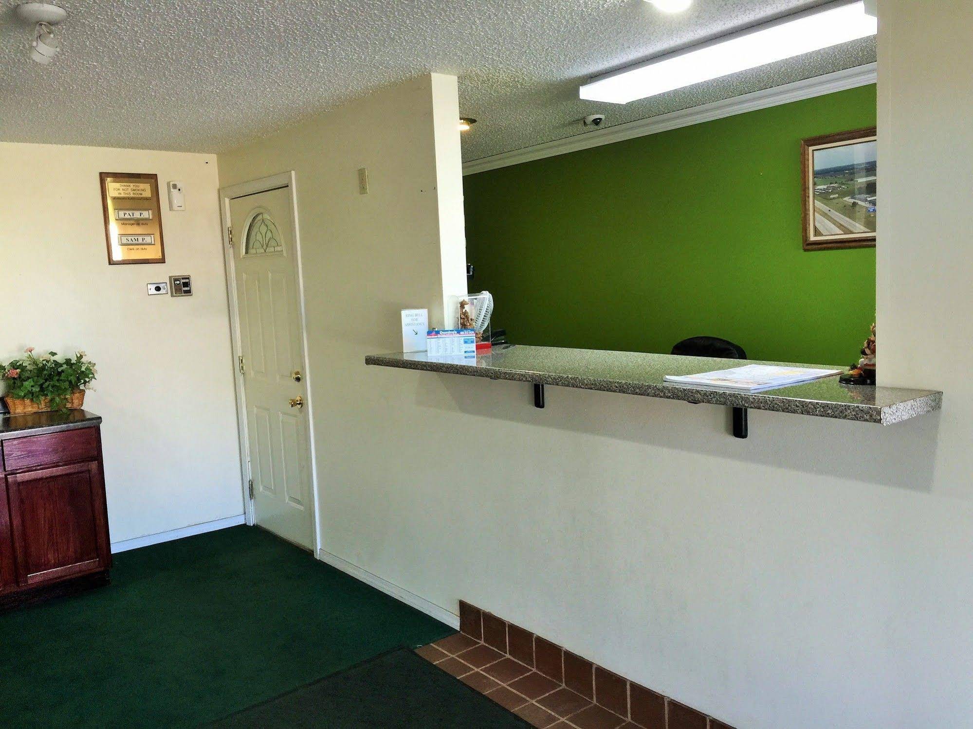 Tollway Inn Beloit