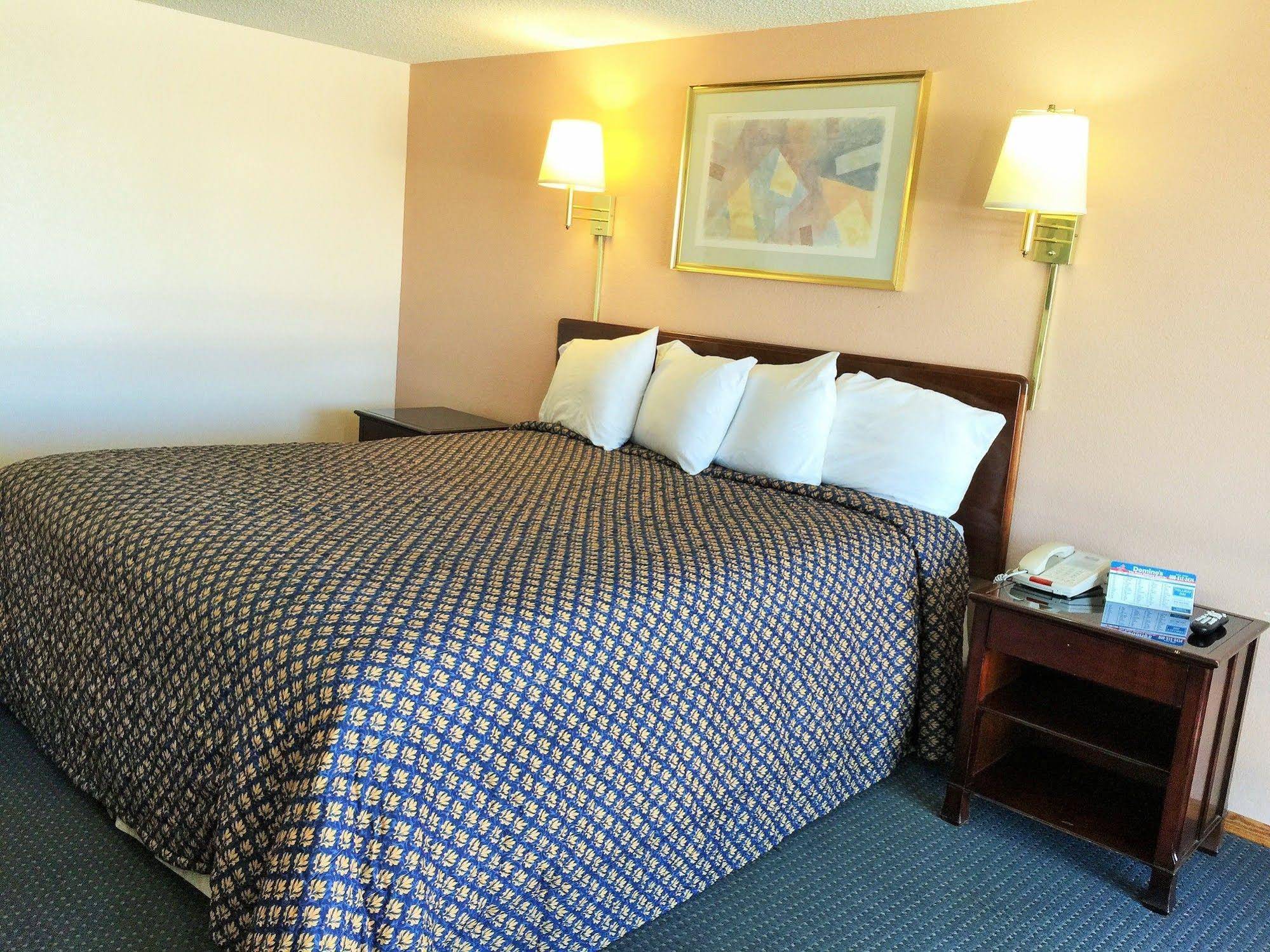 Tollway Inn Beloit