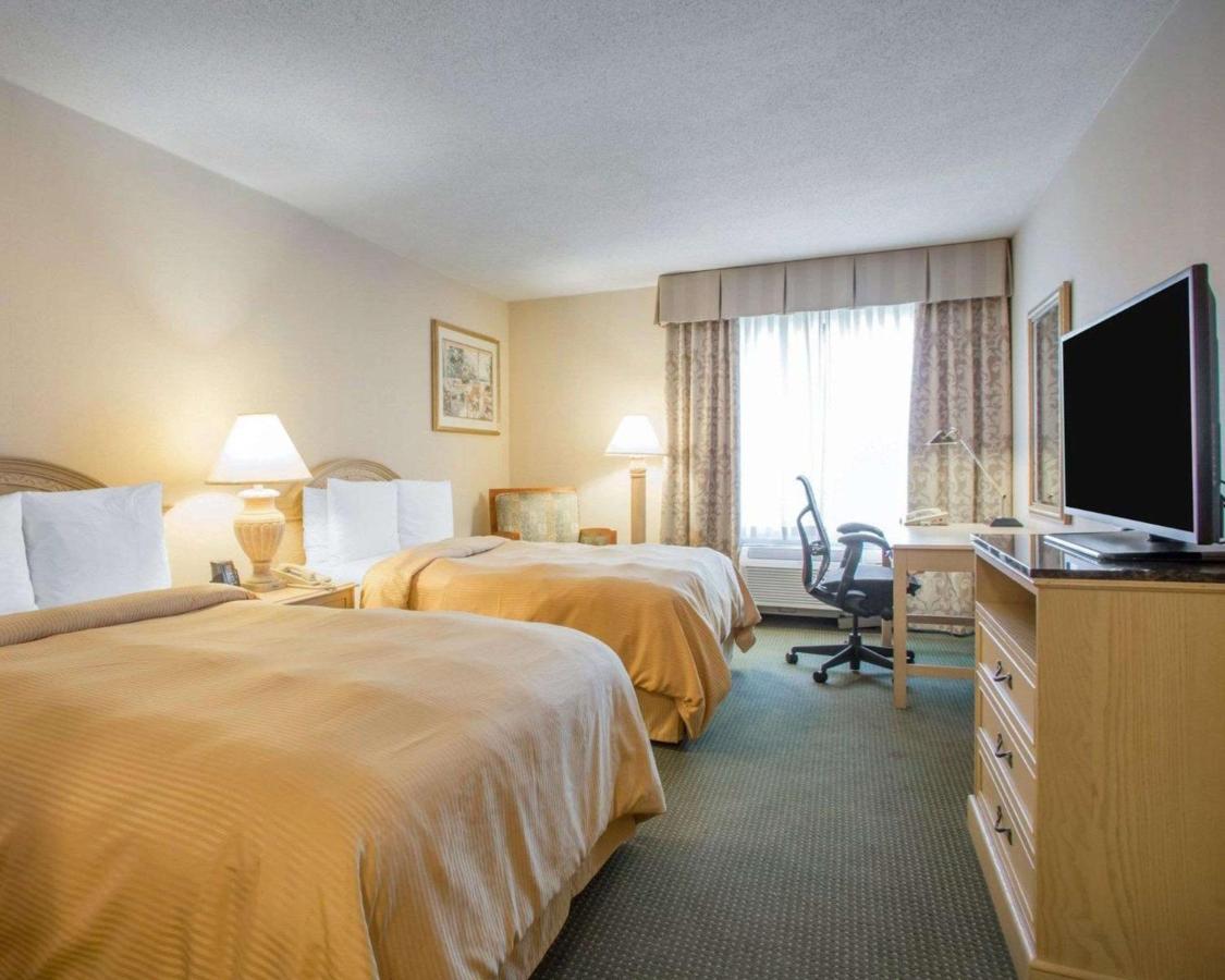 La Quinta Inn & Suites By Wyndham South Holland