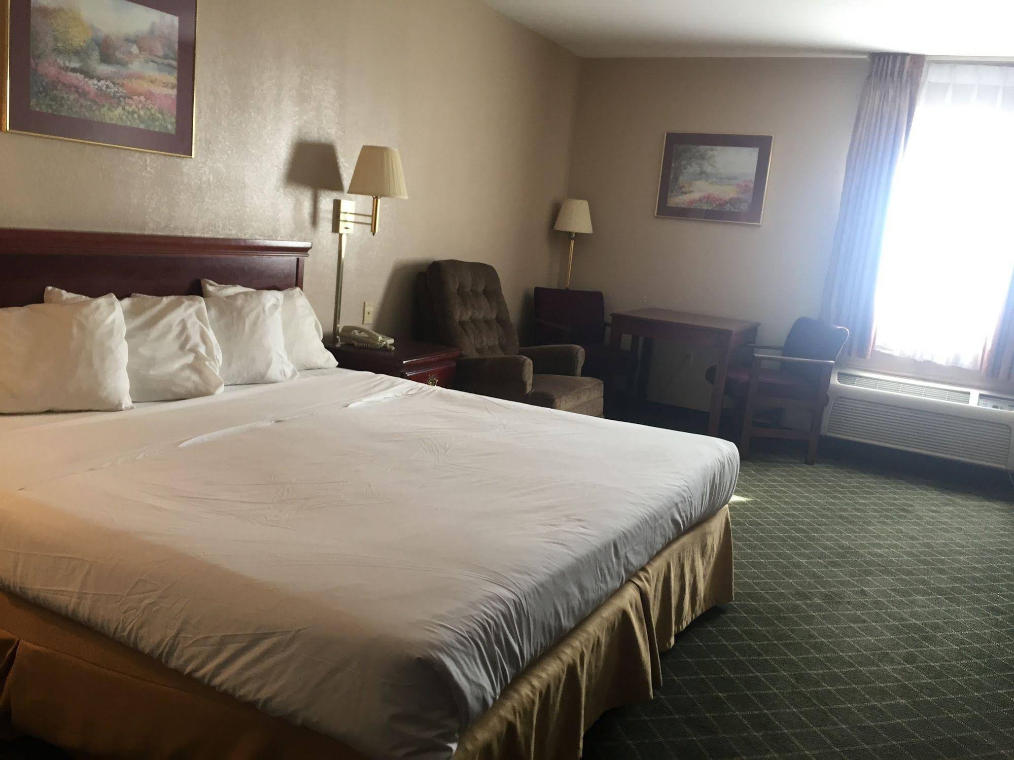 Briarwood Inn