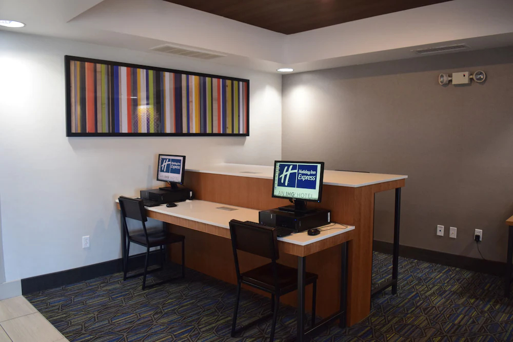 Holiday Inn Express & Suites Sparta