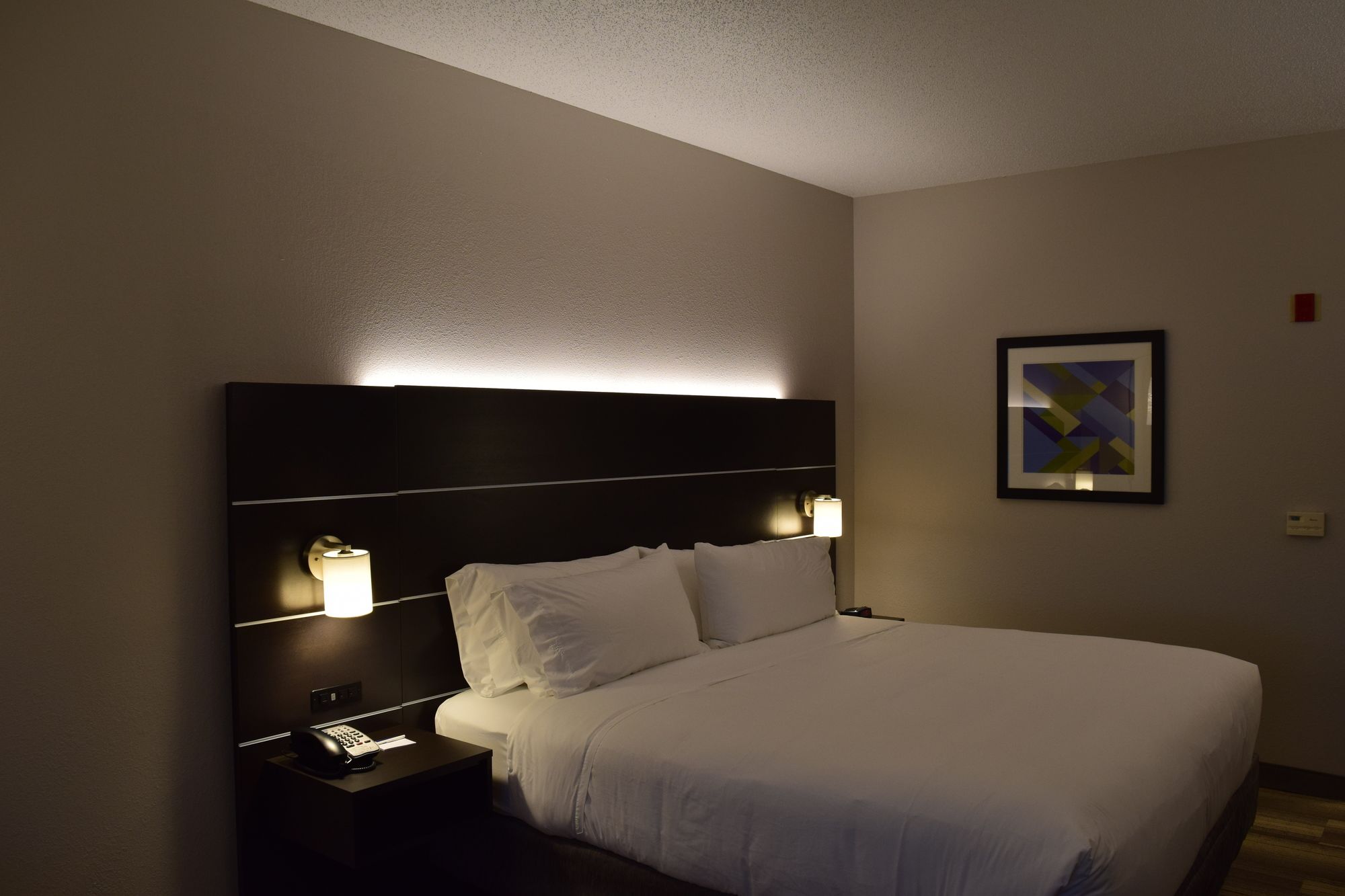 Holiday Inn Express & Suites Sparta