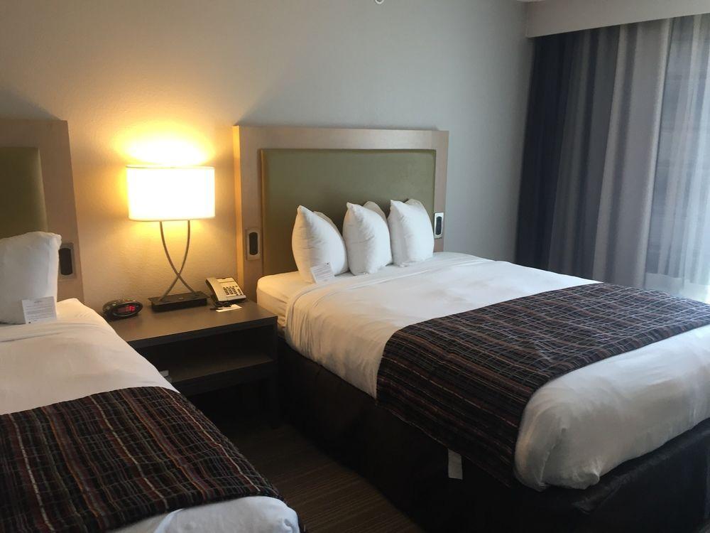 Country Inn & Suites by Radisson, Springfield, IL