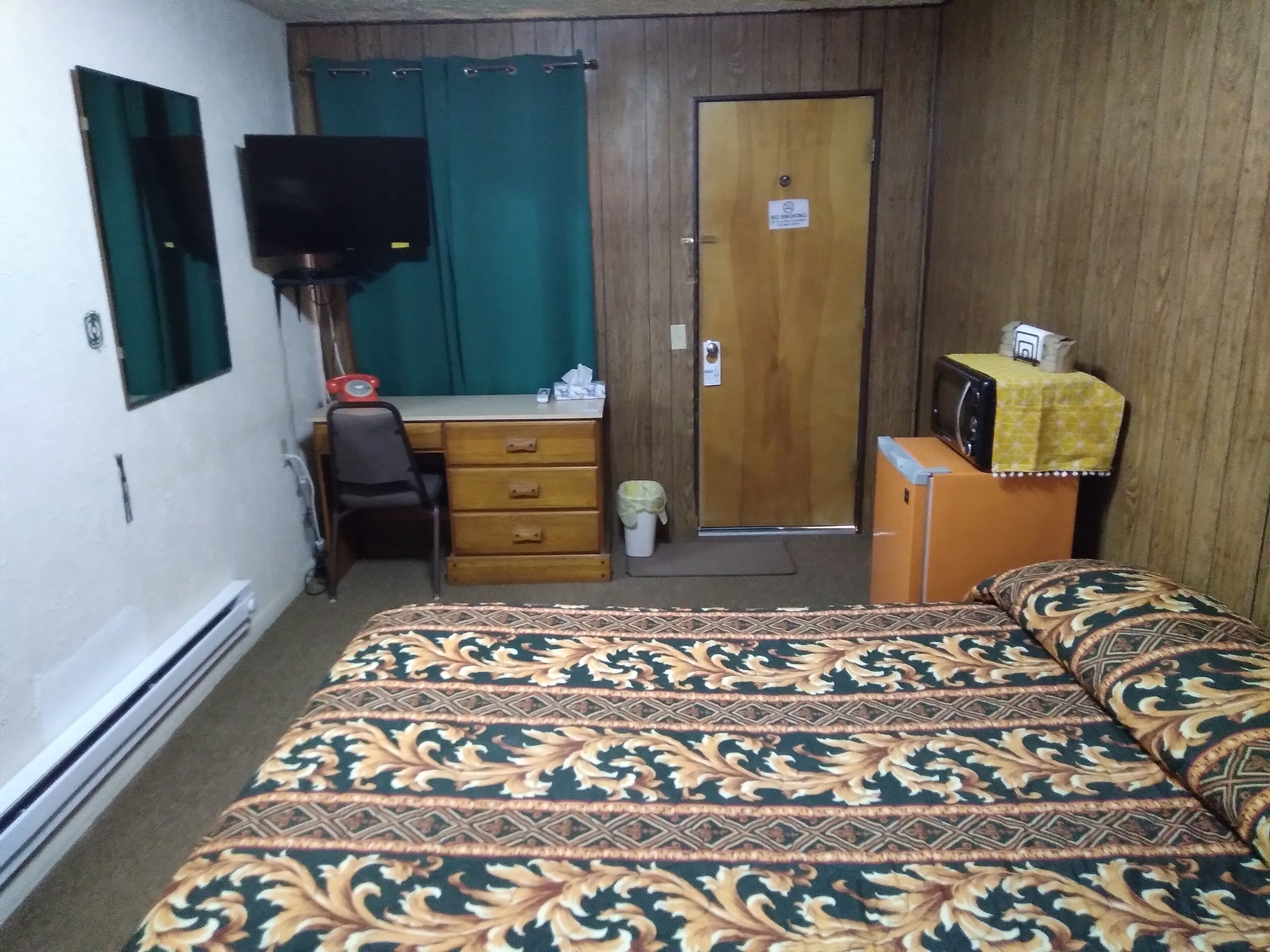 Crawford Motel