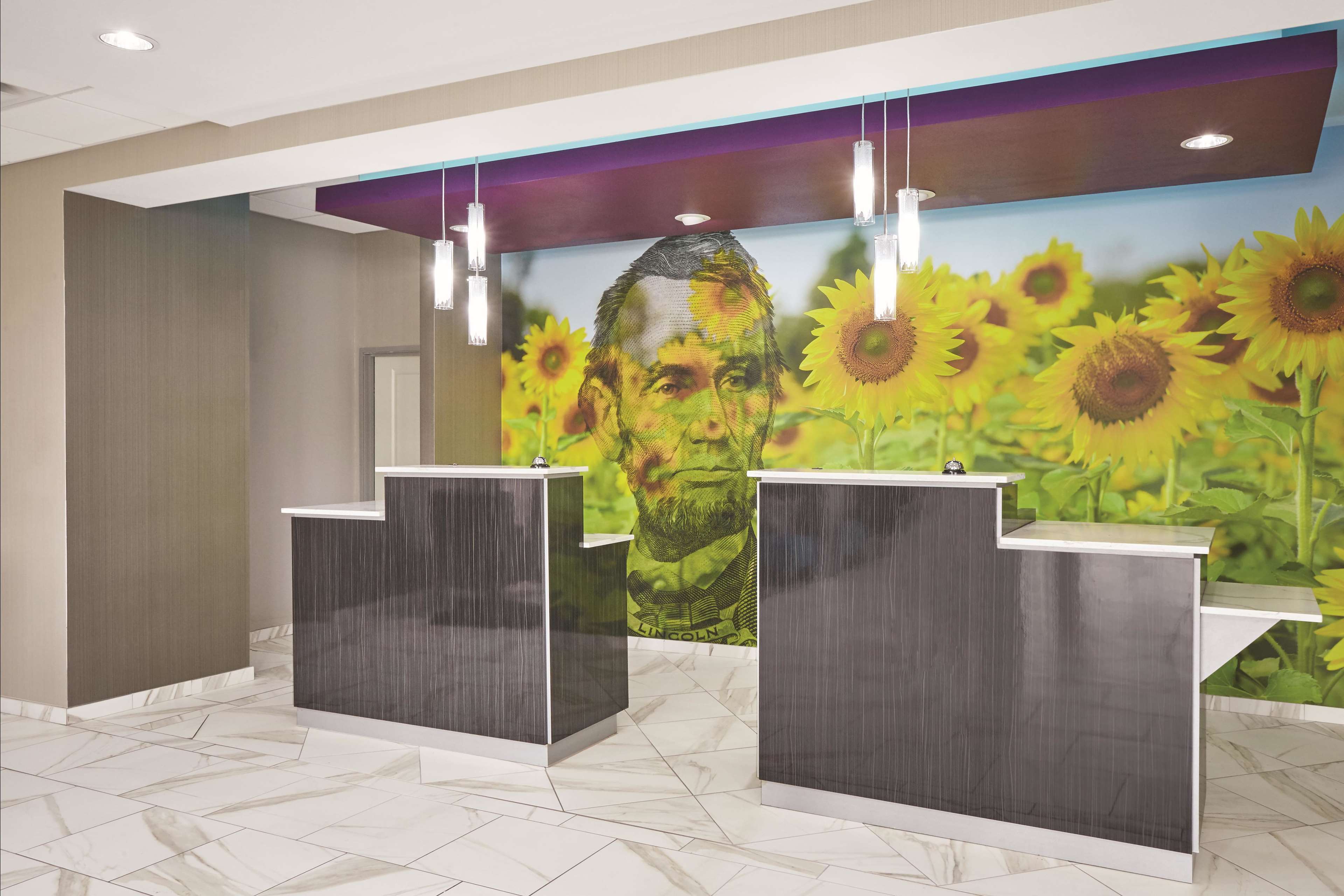 La Quinta Inn & Suites by Wyndham Springfield IL