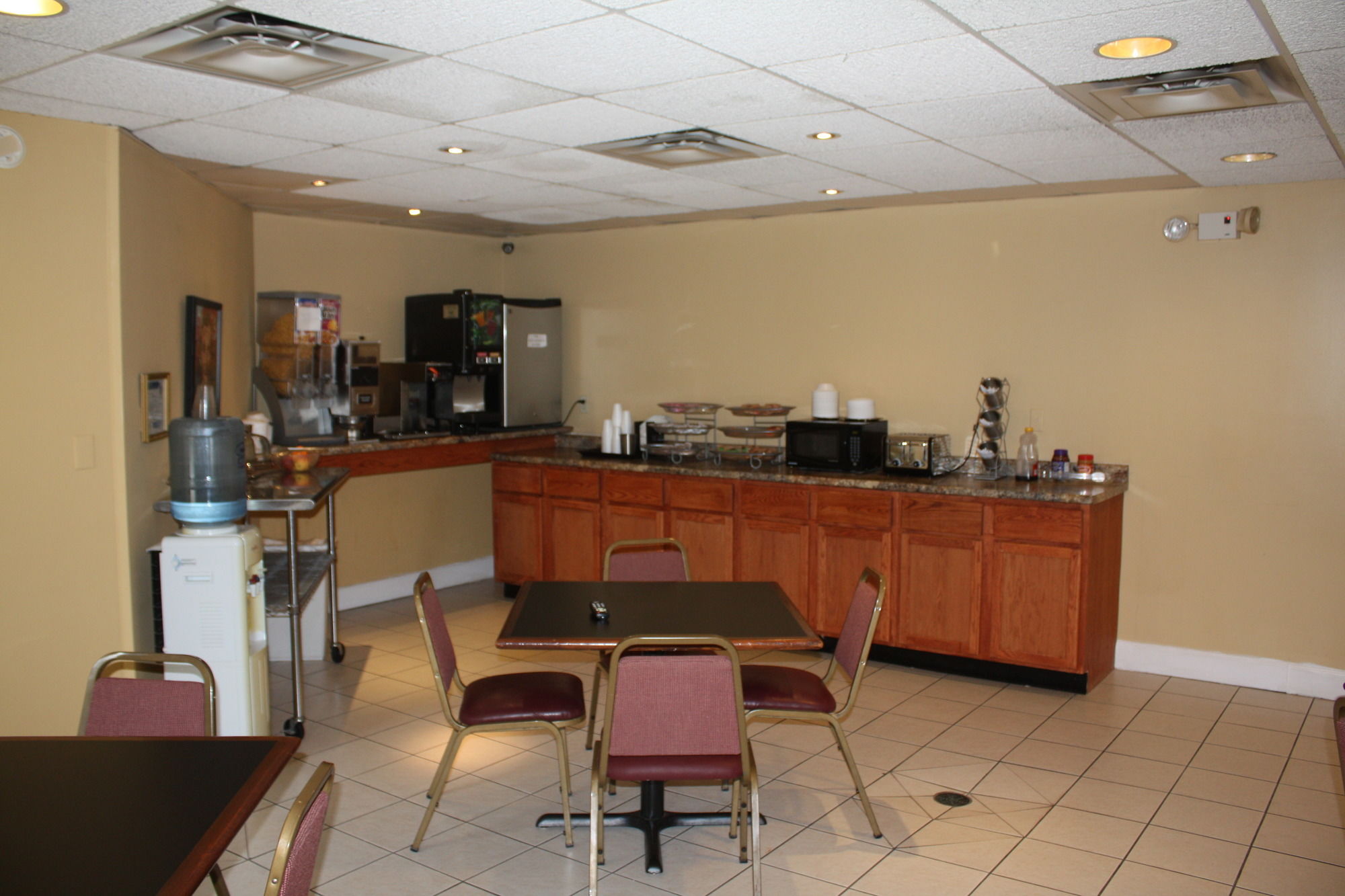 Mansion View Inn & Suites