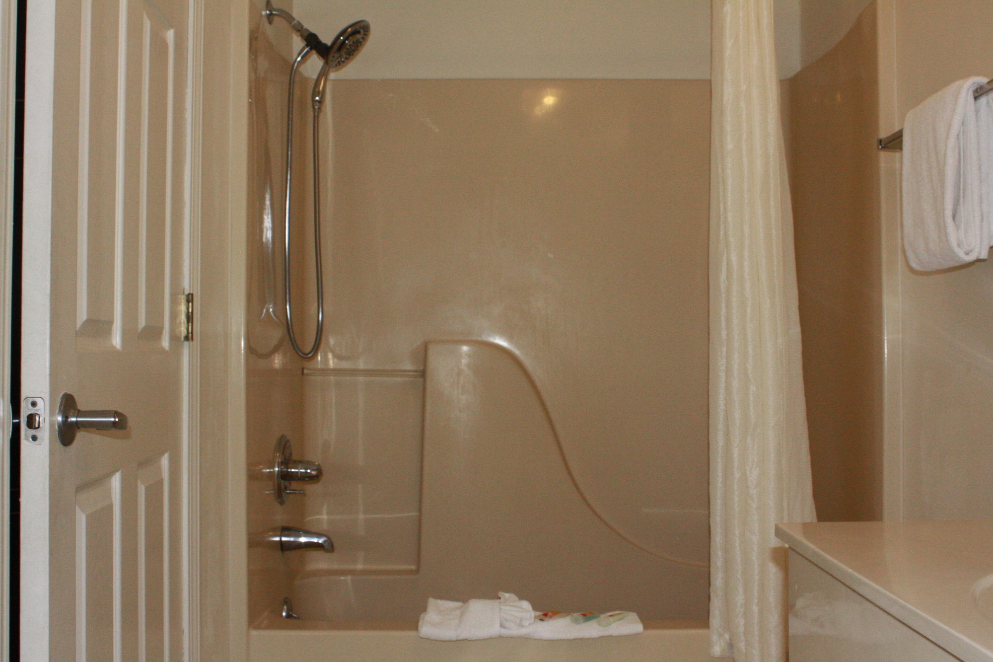 Mansion View Inn & Suites