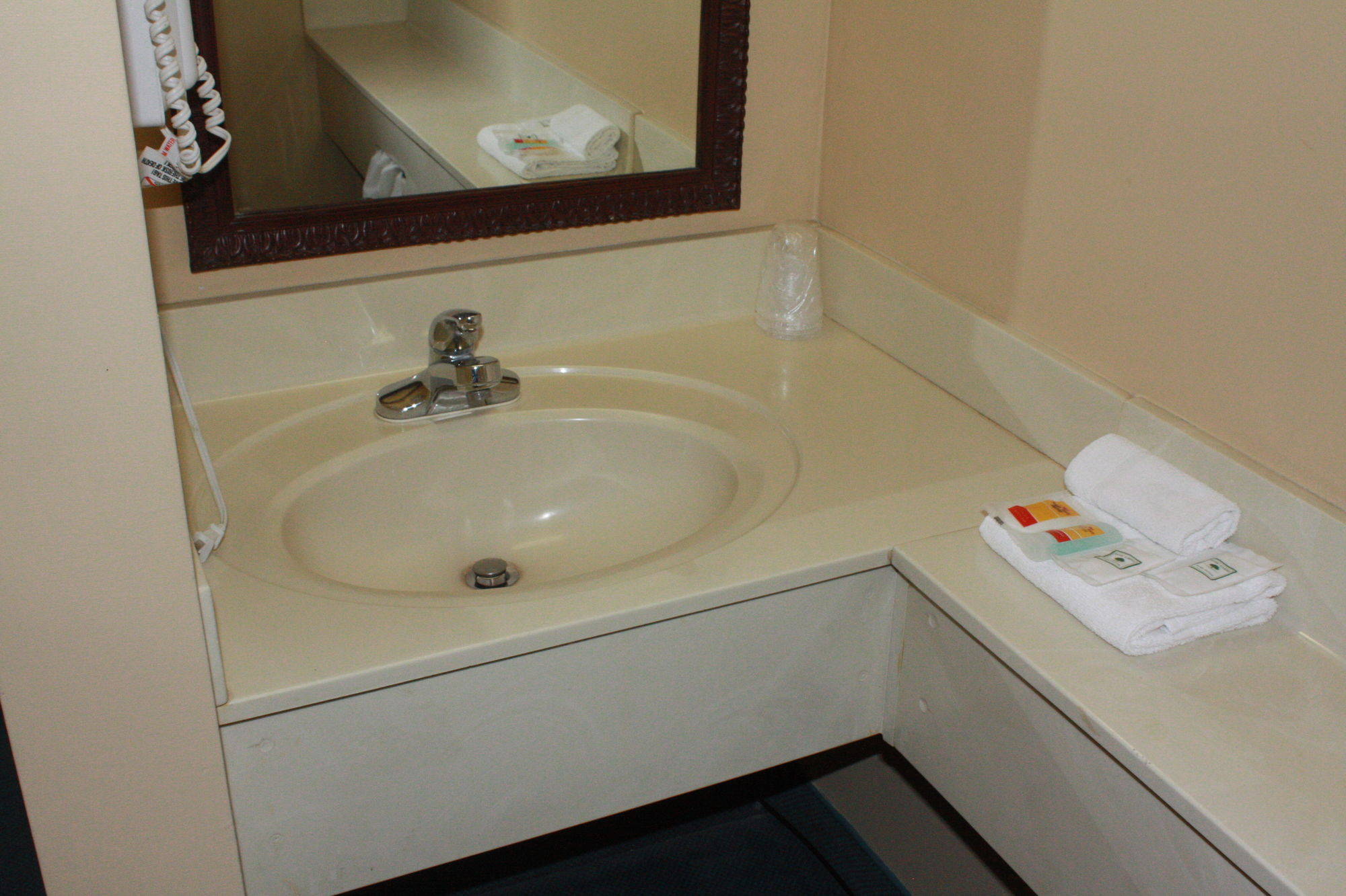 Mansion View Inn & Suites