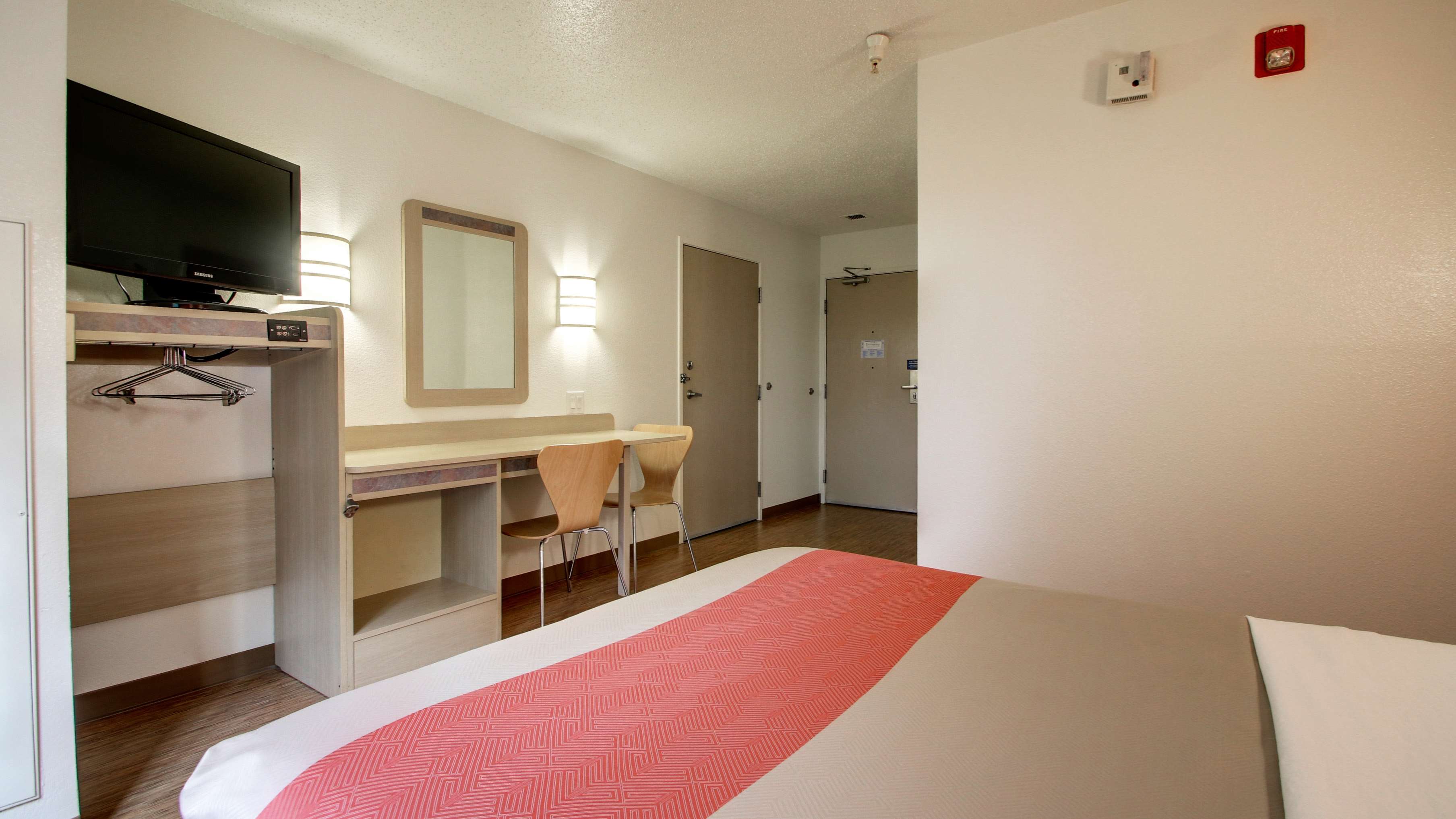 Motel 6 Springfield