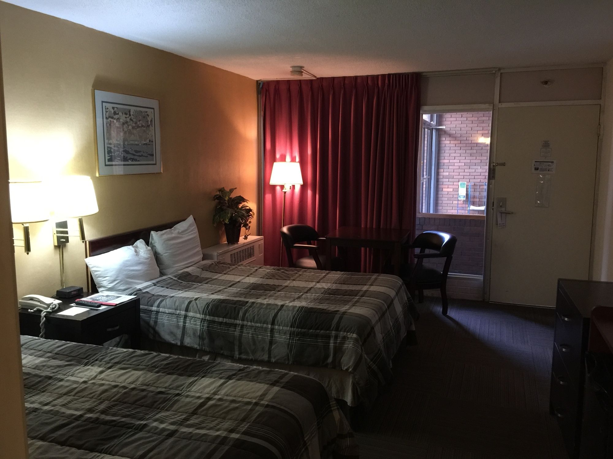 Route 66 Hotel And Conference Center