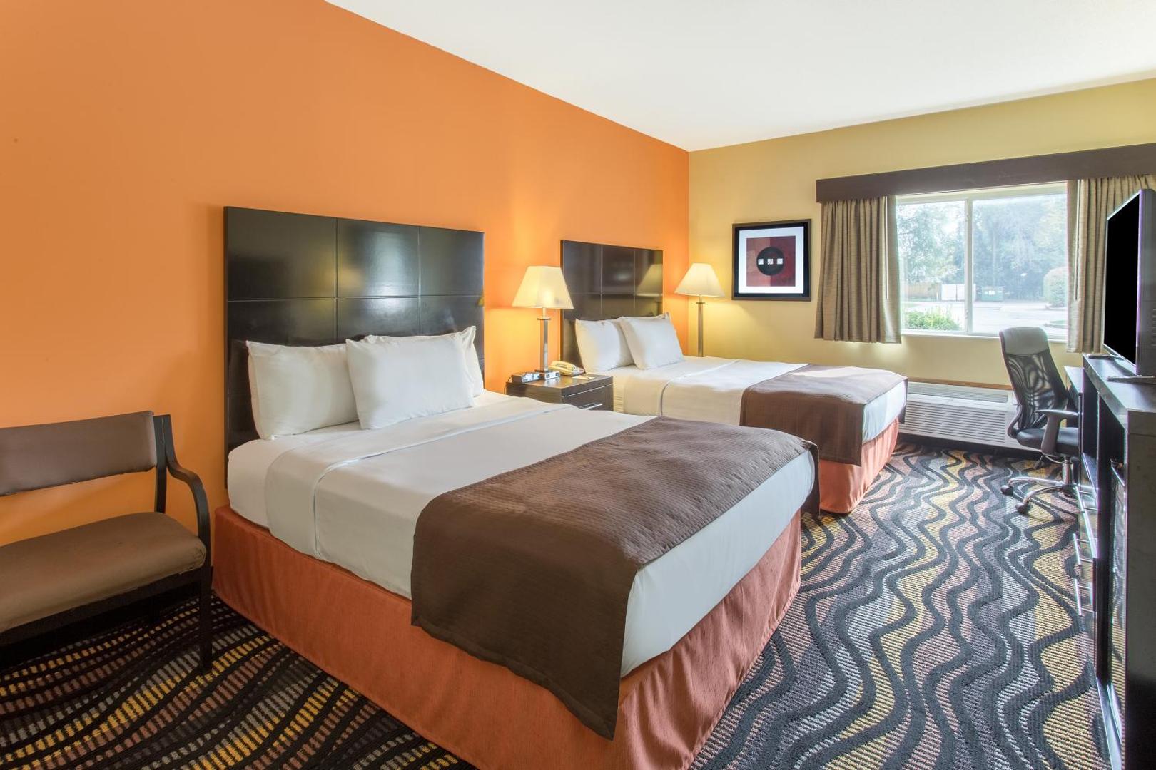 Rock Island Inn & Suites
