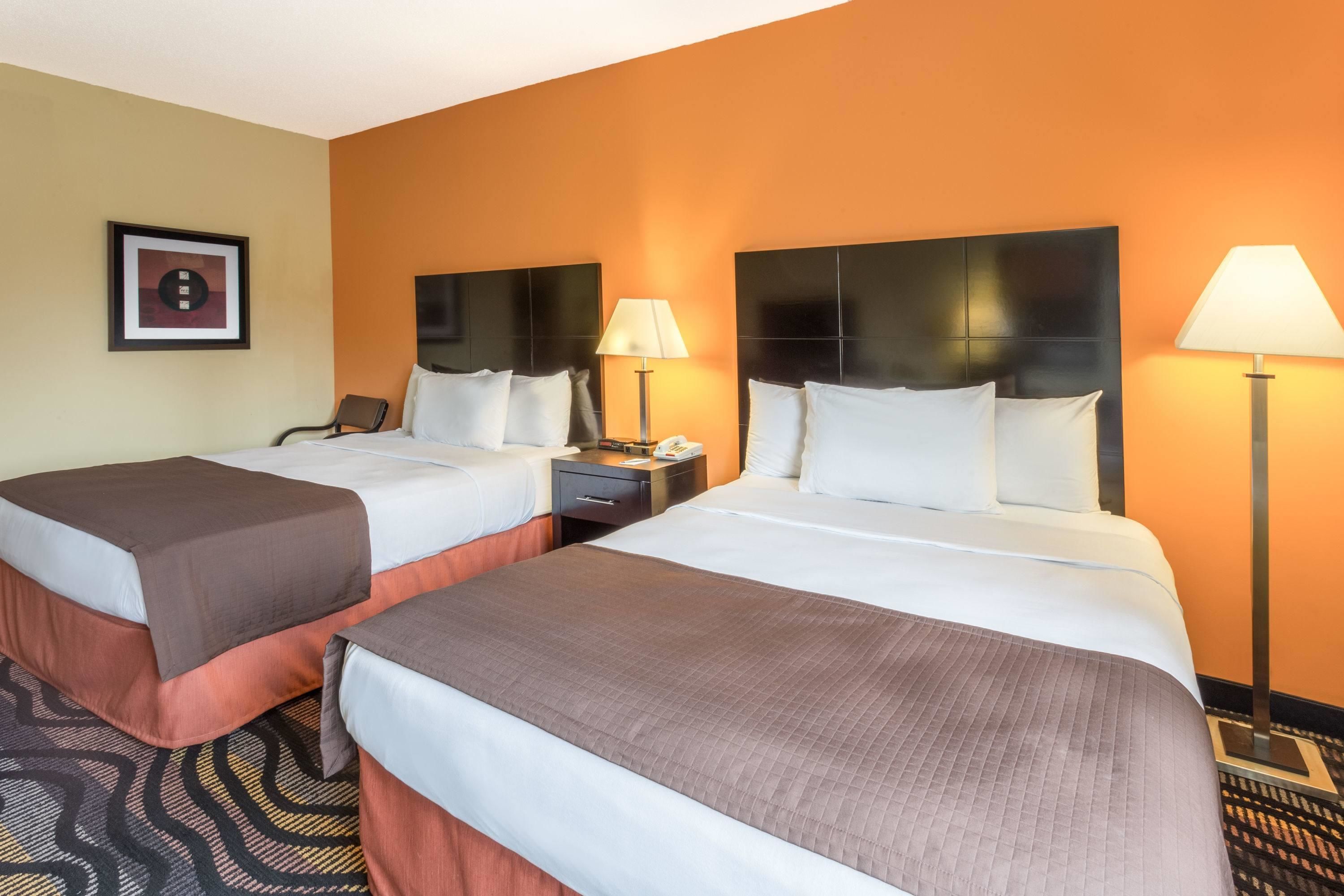 Rock Island Inn & Suites