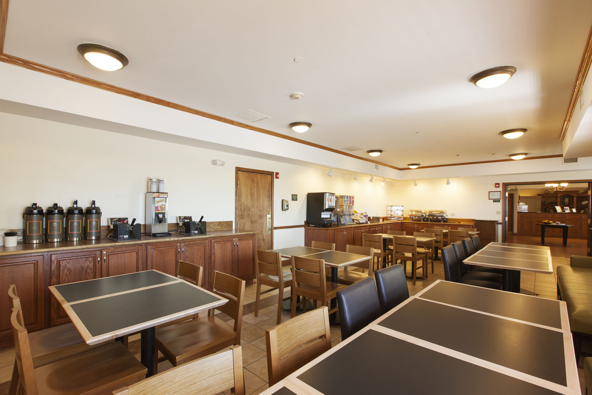 Country Inn & Suites by Radisson, Tinley Park, IL