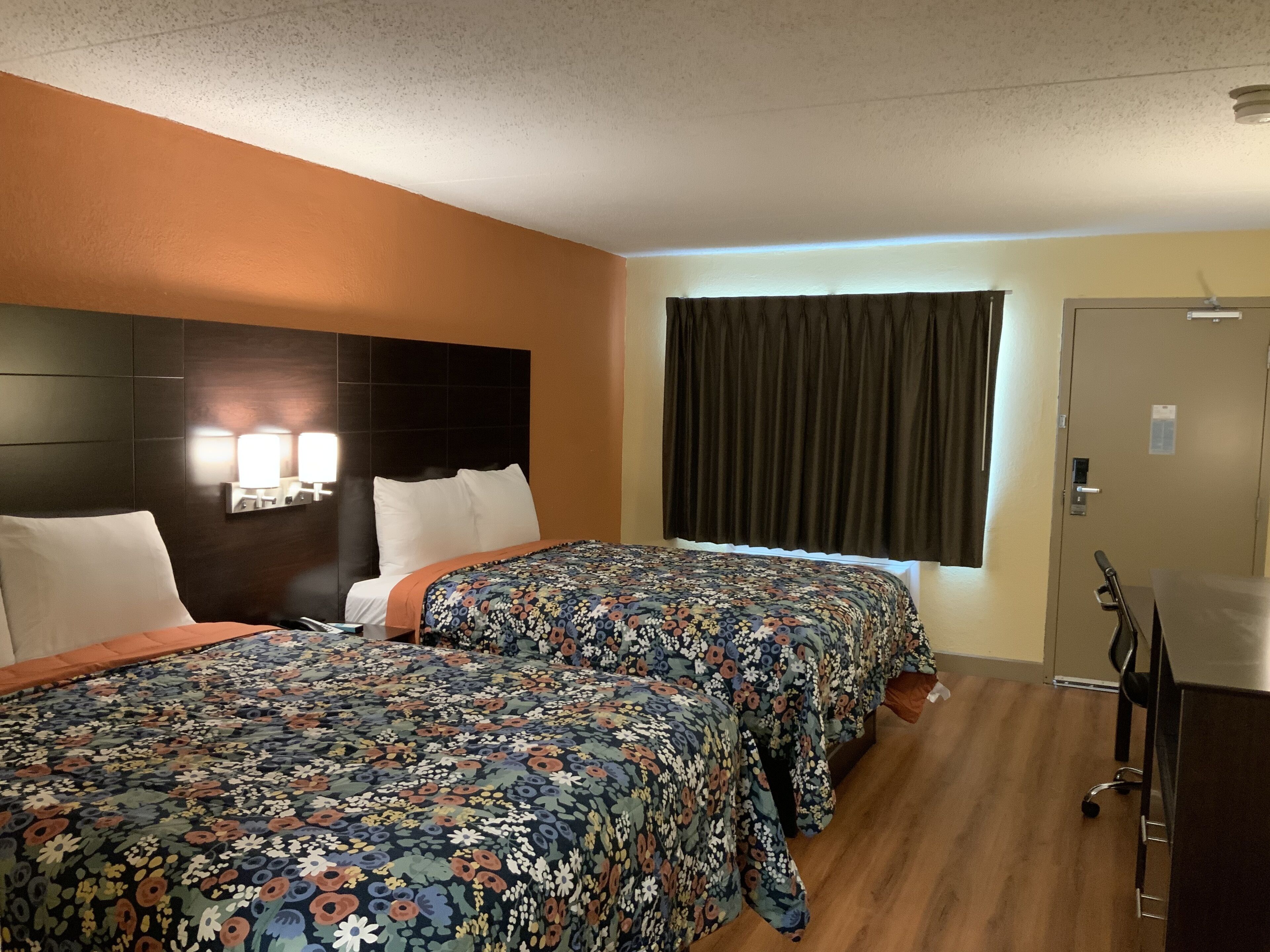 Days Inn by Wyndham Troy IL