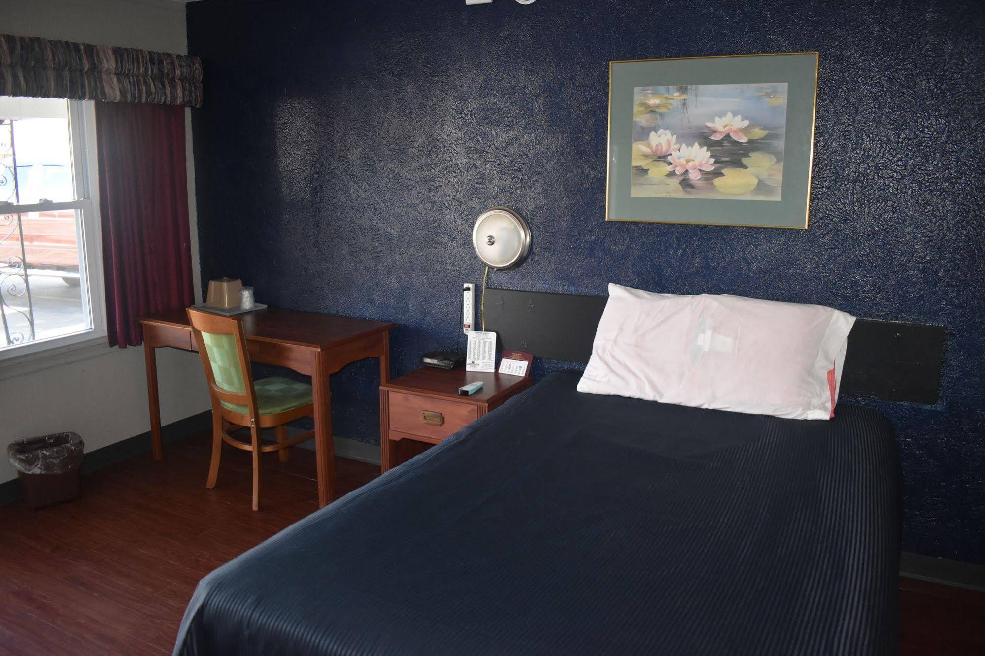 Cooper Motel