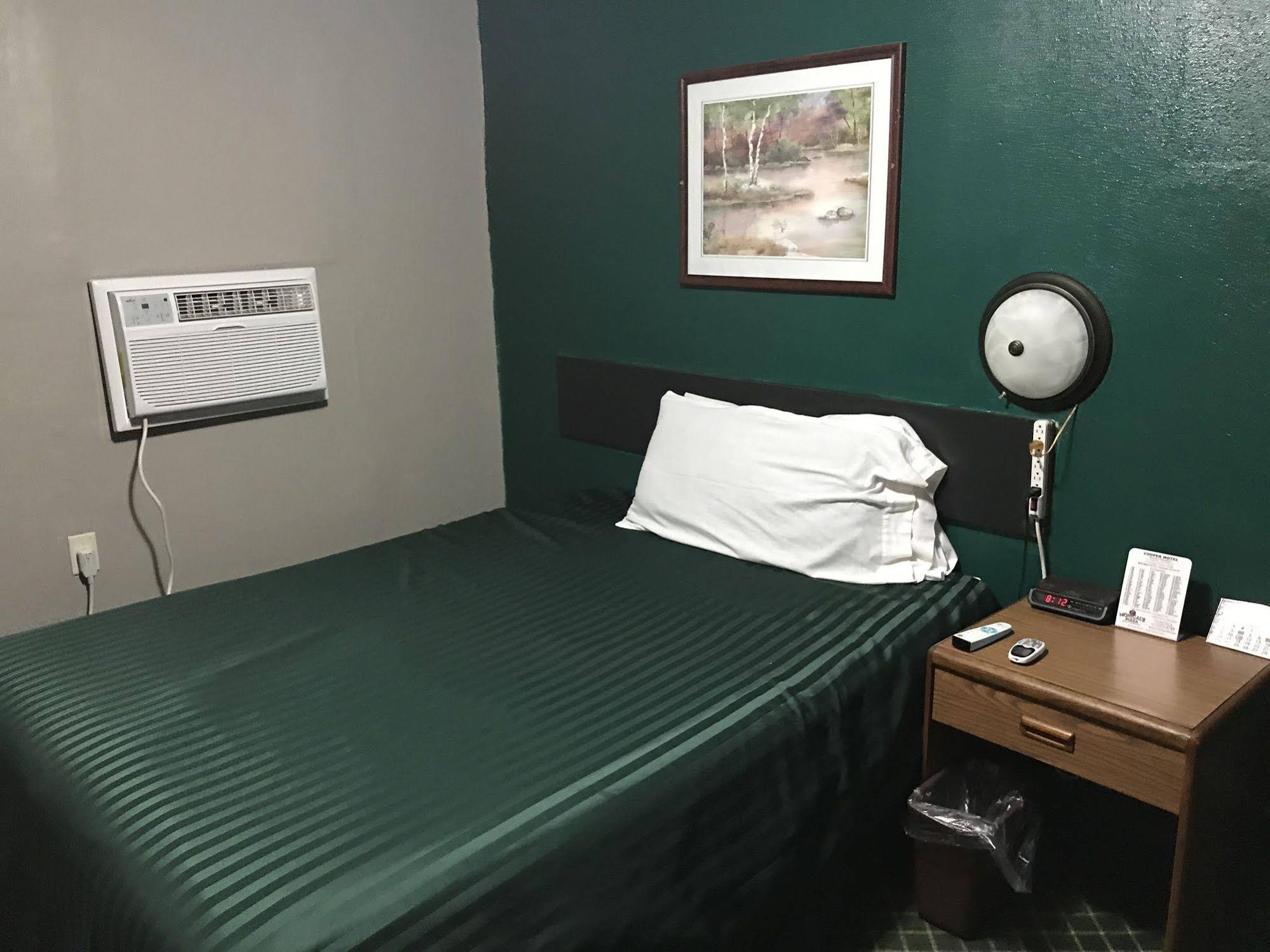 Cooper Motel