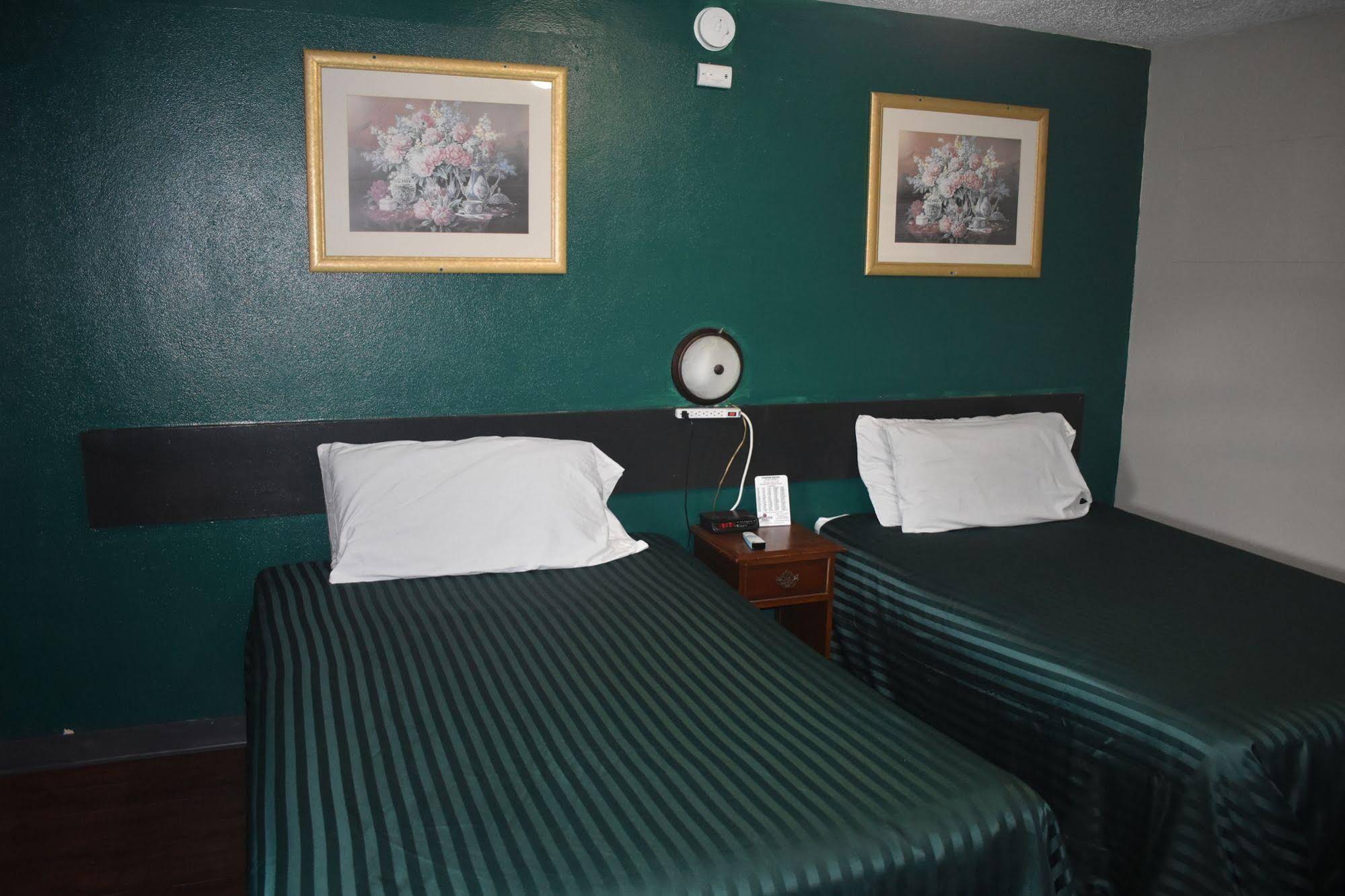 Cooper Motel