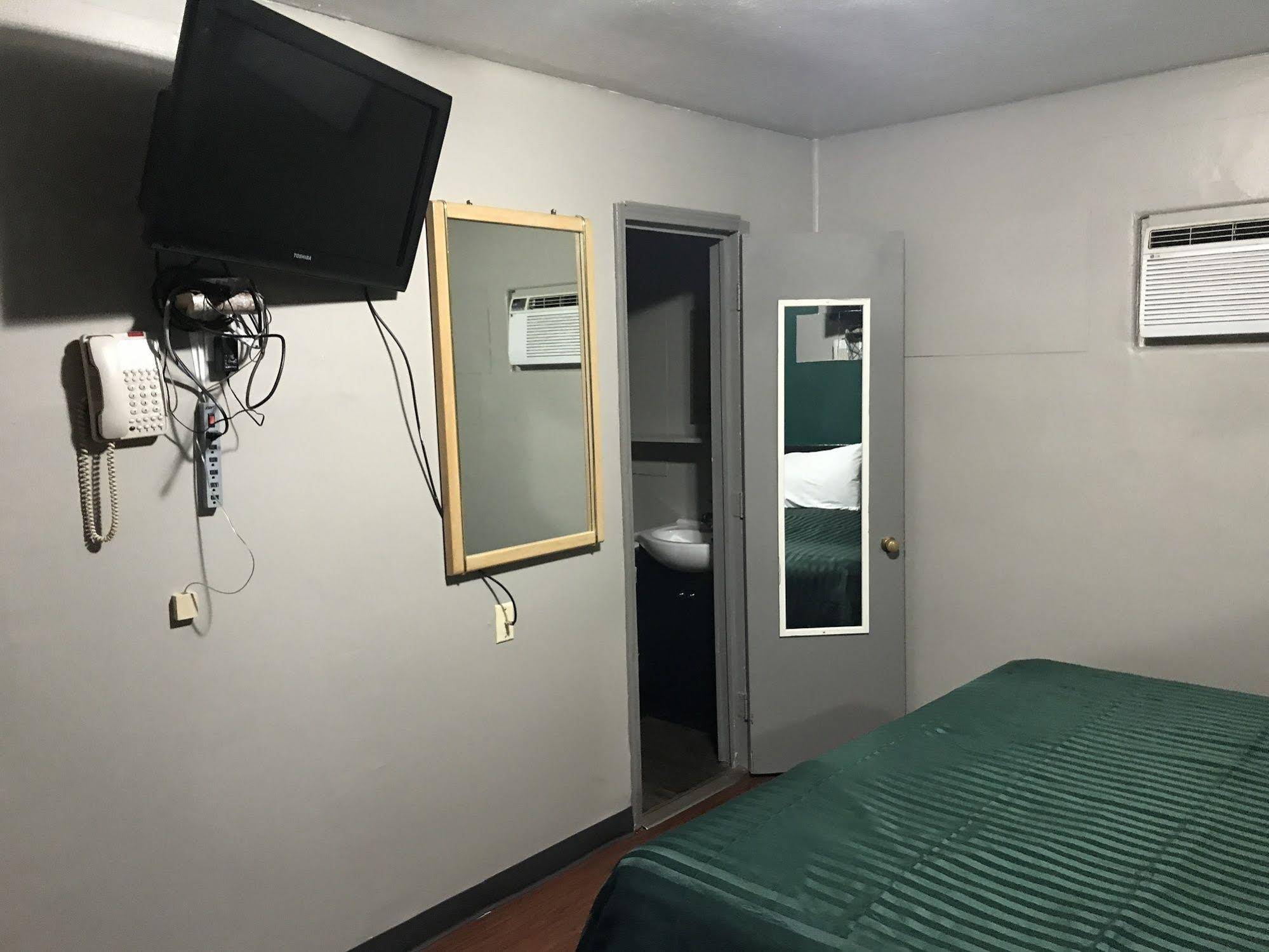 Cooper Motel