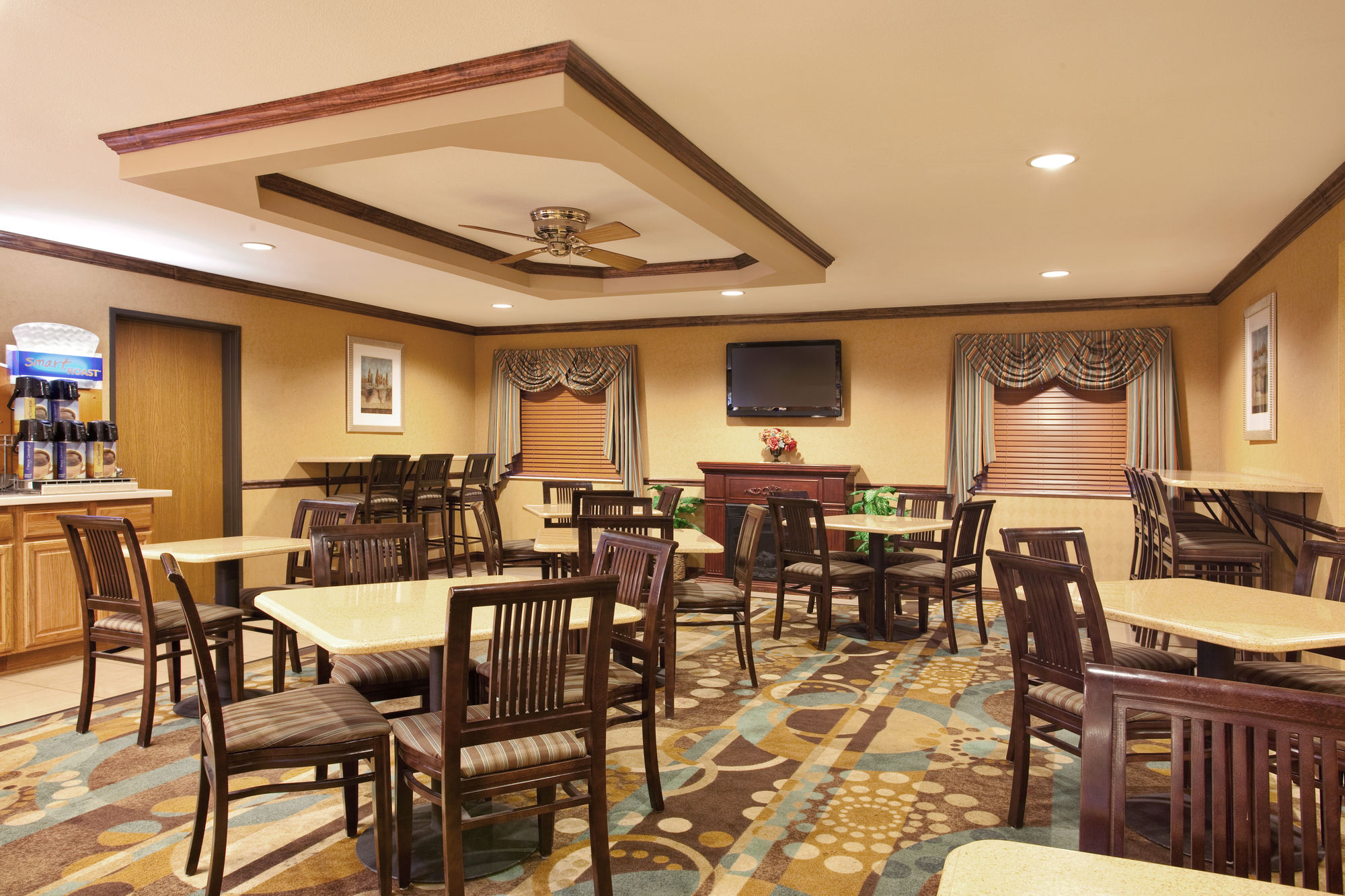Holiday Inn Express Tuscola