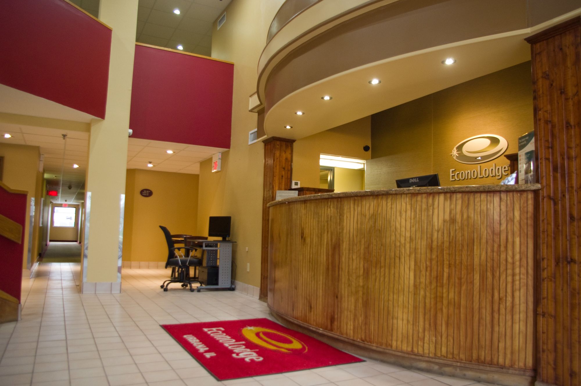 Howard Johnson by Wyndham Urbana