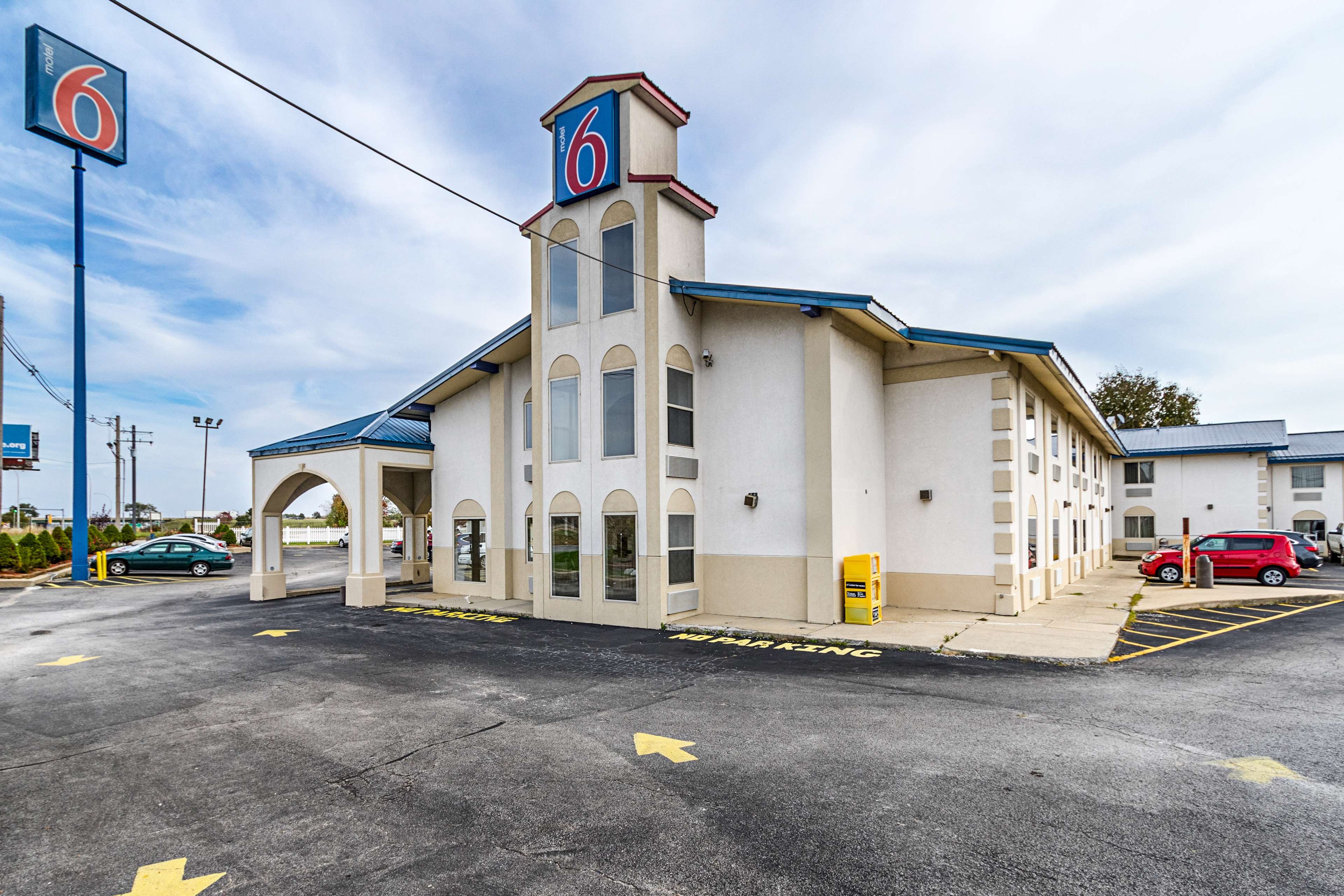 Motel 6 Urbana