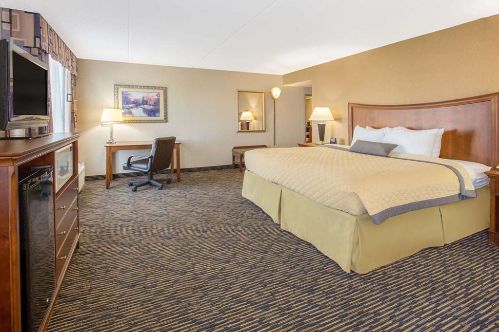 Wyndham Garden Conference Center Champaign - Urbana