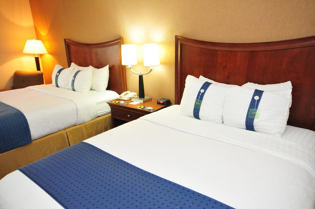 Wyndham Garden Conference Center Champaign - Urbana