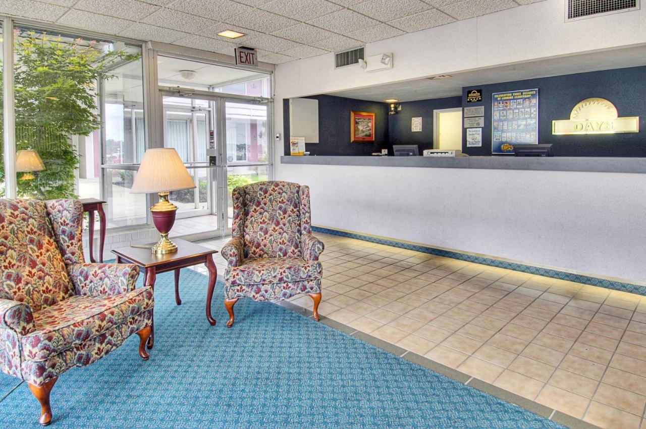 Quality Inn & Suites Vandalia Near I-70 And Hwy 51
