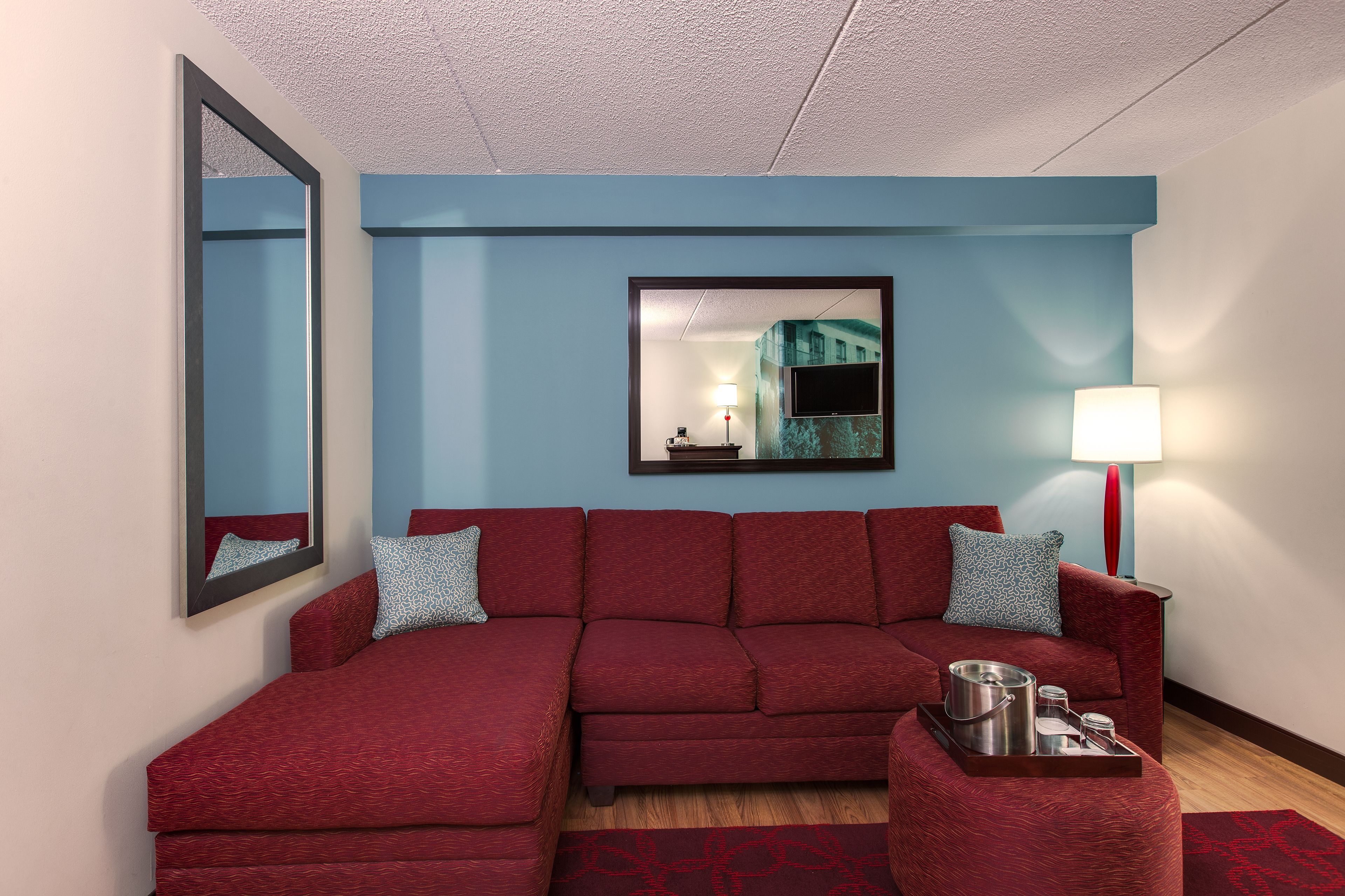 Hotel Indigo Chicago-Vernon Hills