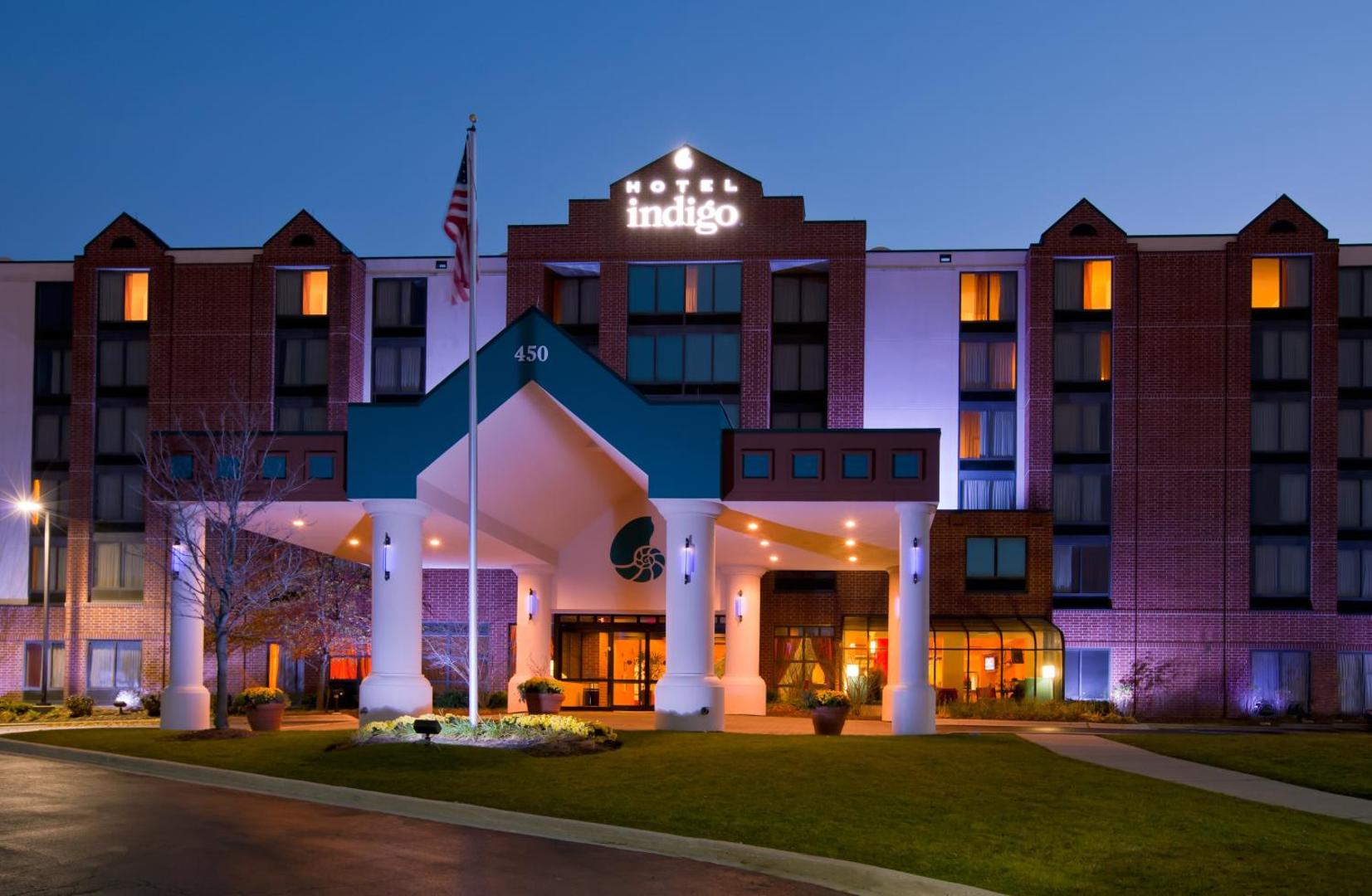 Hotel Indigo Chicago-Vernon Hills