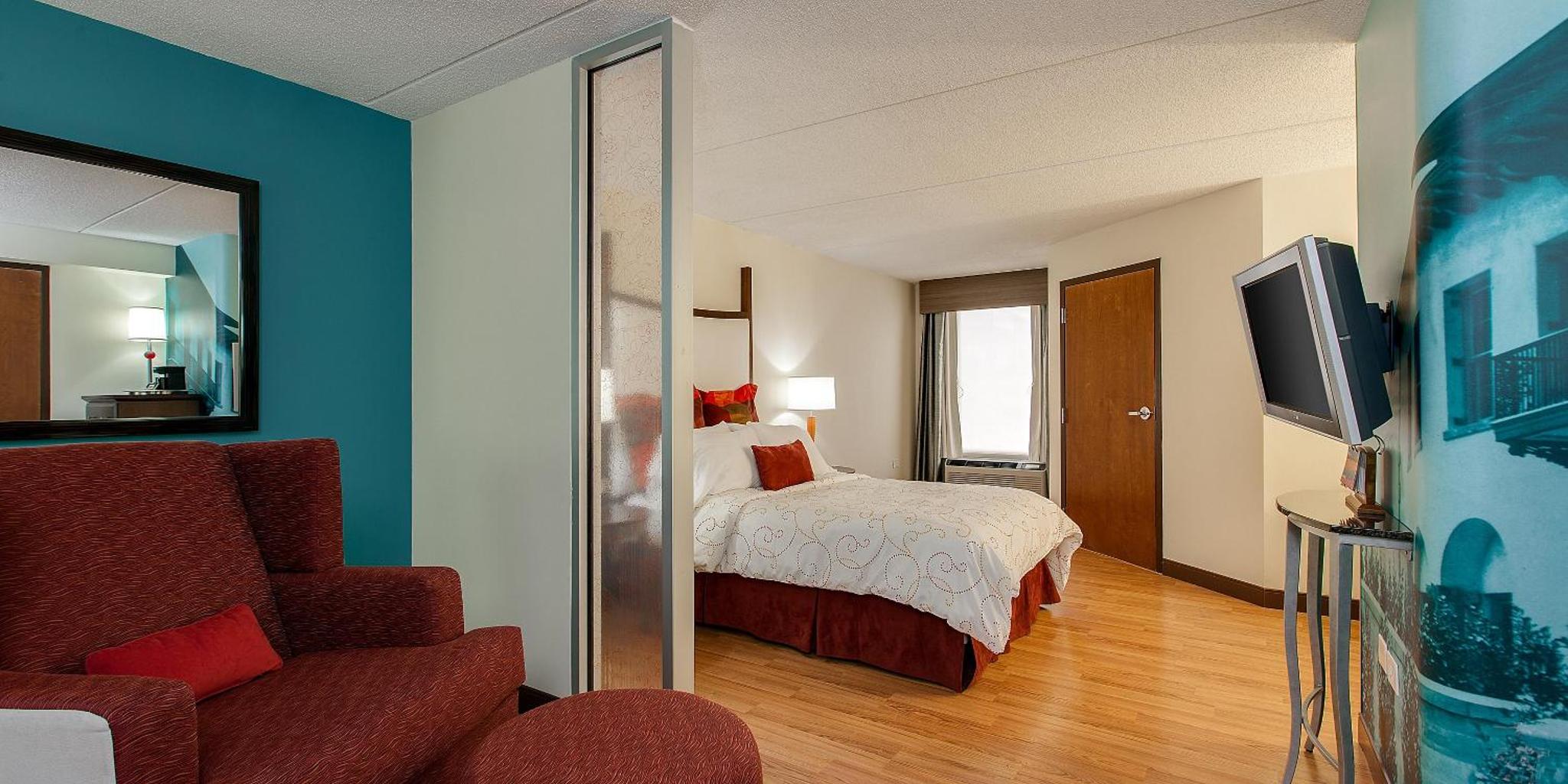 Hotel Indigo Chicago-Vernon Hills