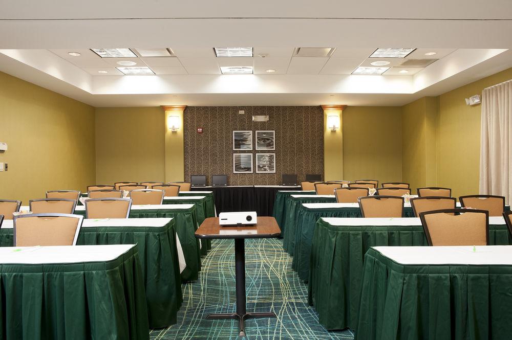 SpringHill Suites by Marriott Warrenville