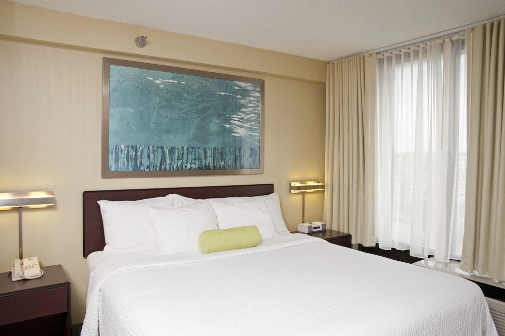SpringHill Suites by Marriott Warrenville