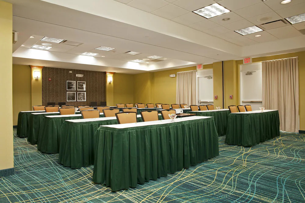 SpringHill Suites by Marriott Warrenville