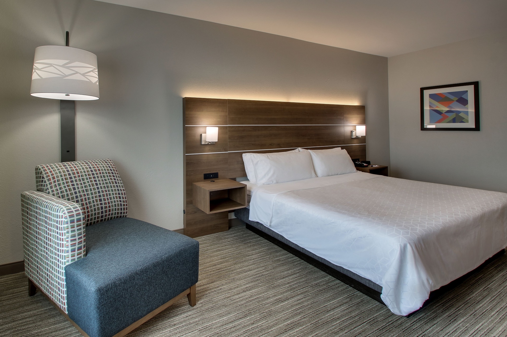 Holiday Inn Express & Suites Chicago North-Waukegan-Gurnee