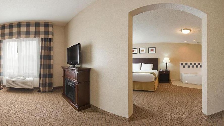 Holiday Inn Express Hotel & Suites Anderson