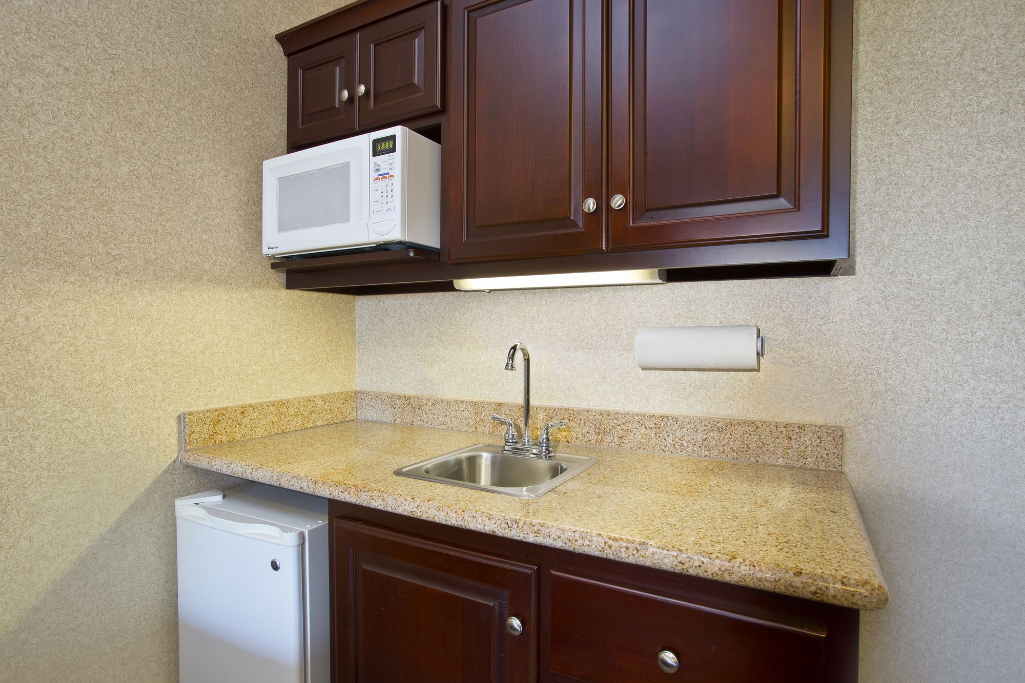 Holiday Inn Express Hotel & Suites Anderson