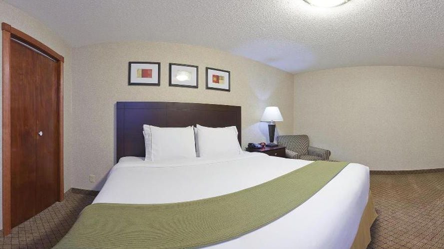Holiday Inn Express Hotel & Suites Anderson