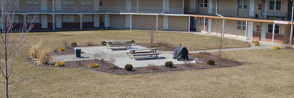 University Inn