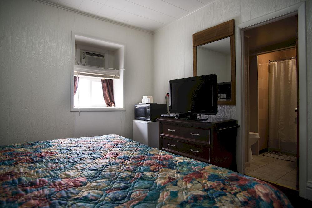 Rosemount Motel